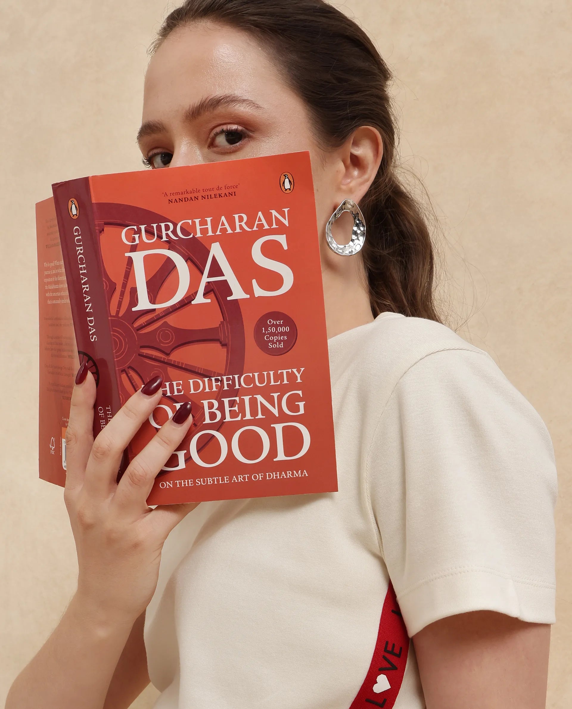 Rareism Women Prel White Cotton Fabric Short Sleeve Slim Fit Plain T-Shirt