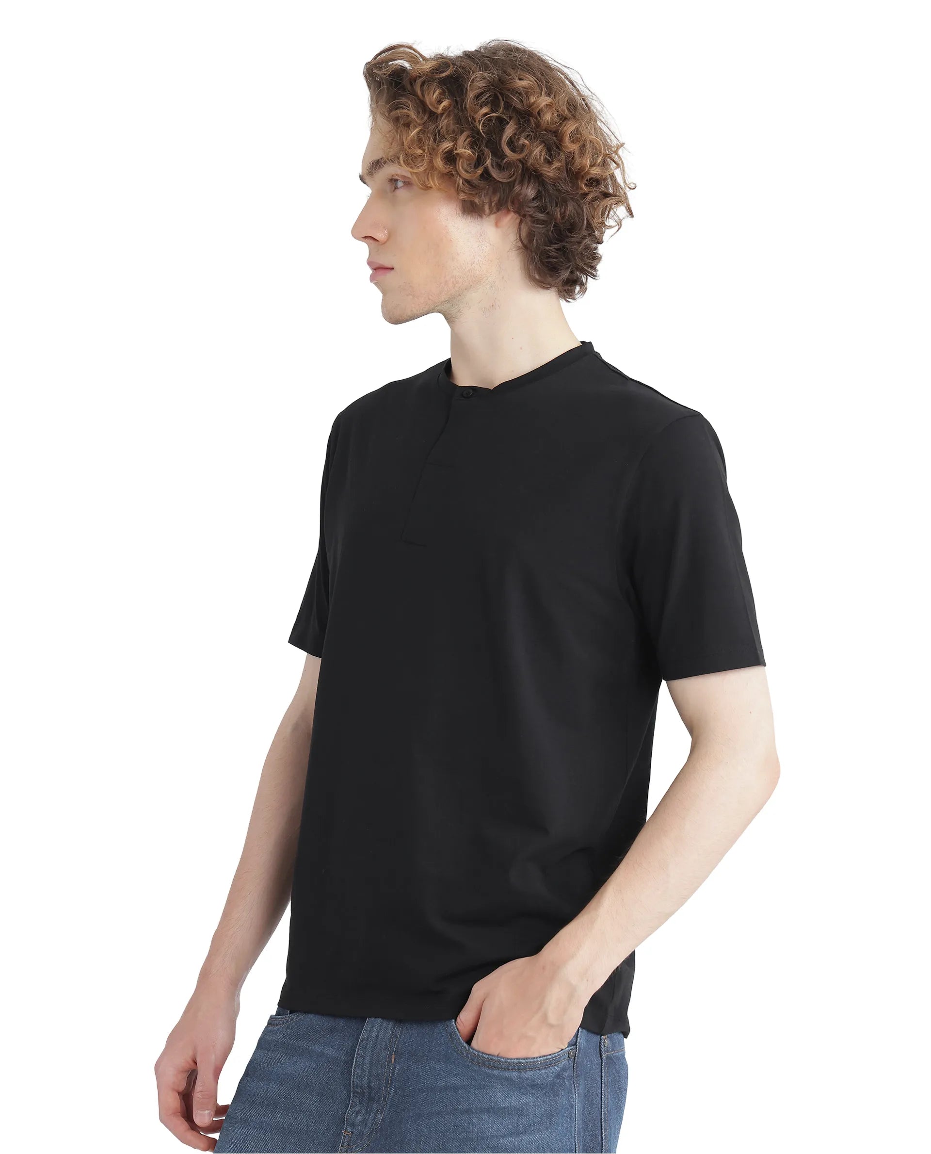 Rare Rabbit Men Purt Black Cotton Blend Fabric Short Sleeve Crew Neck Printed T-Shirt