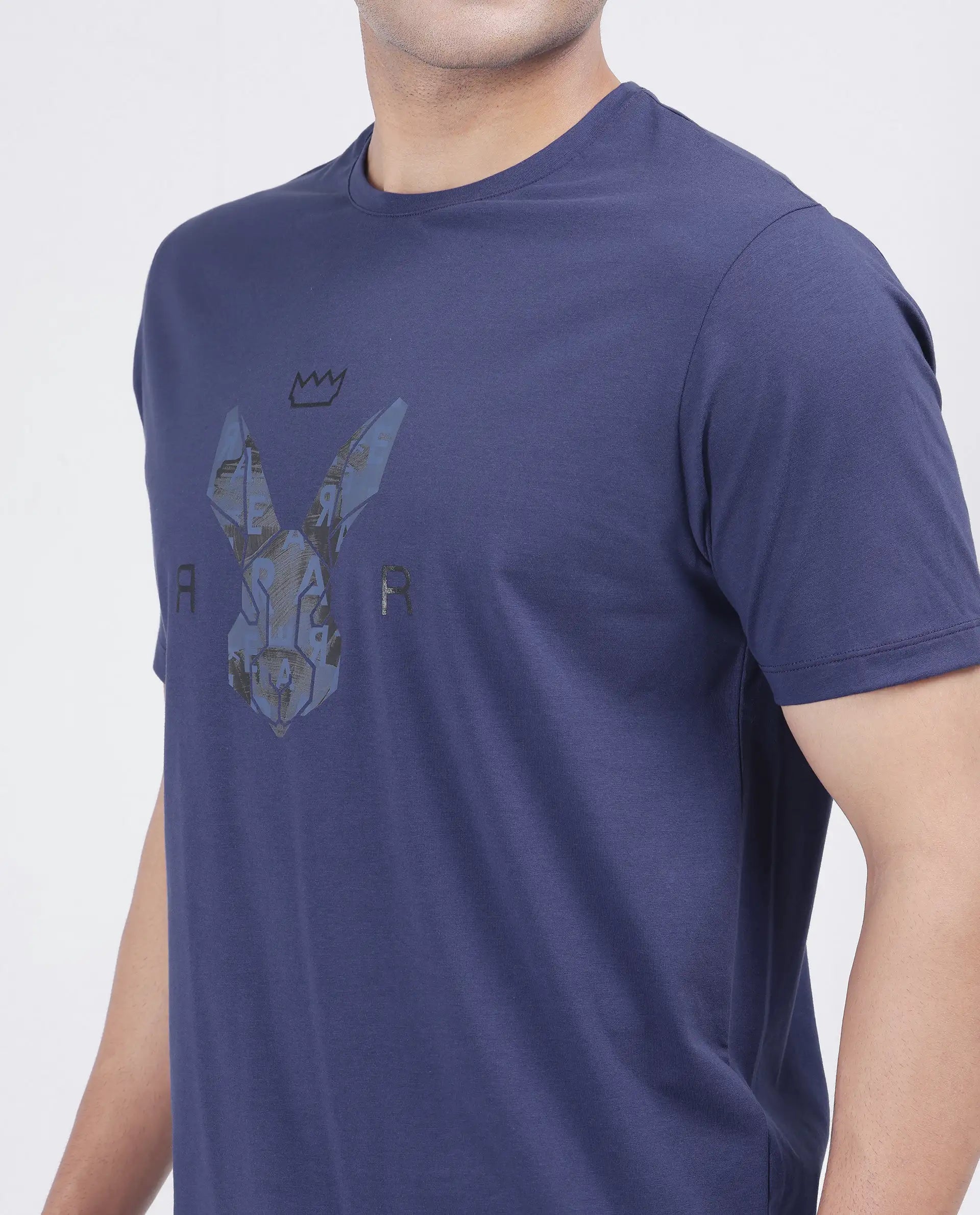 Rare Rabbit Men Qaz Dark Dark Blue Cotton Lycra Fabric Short Sleeve Crew Neck Graphic Print T-Shirt