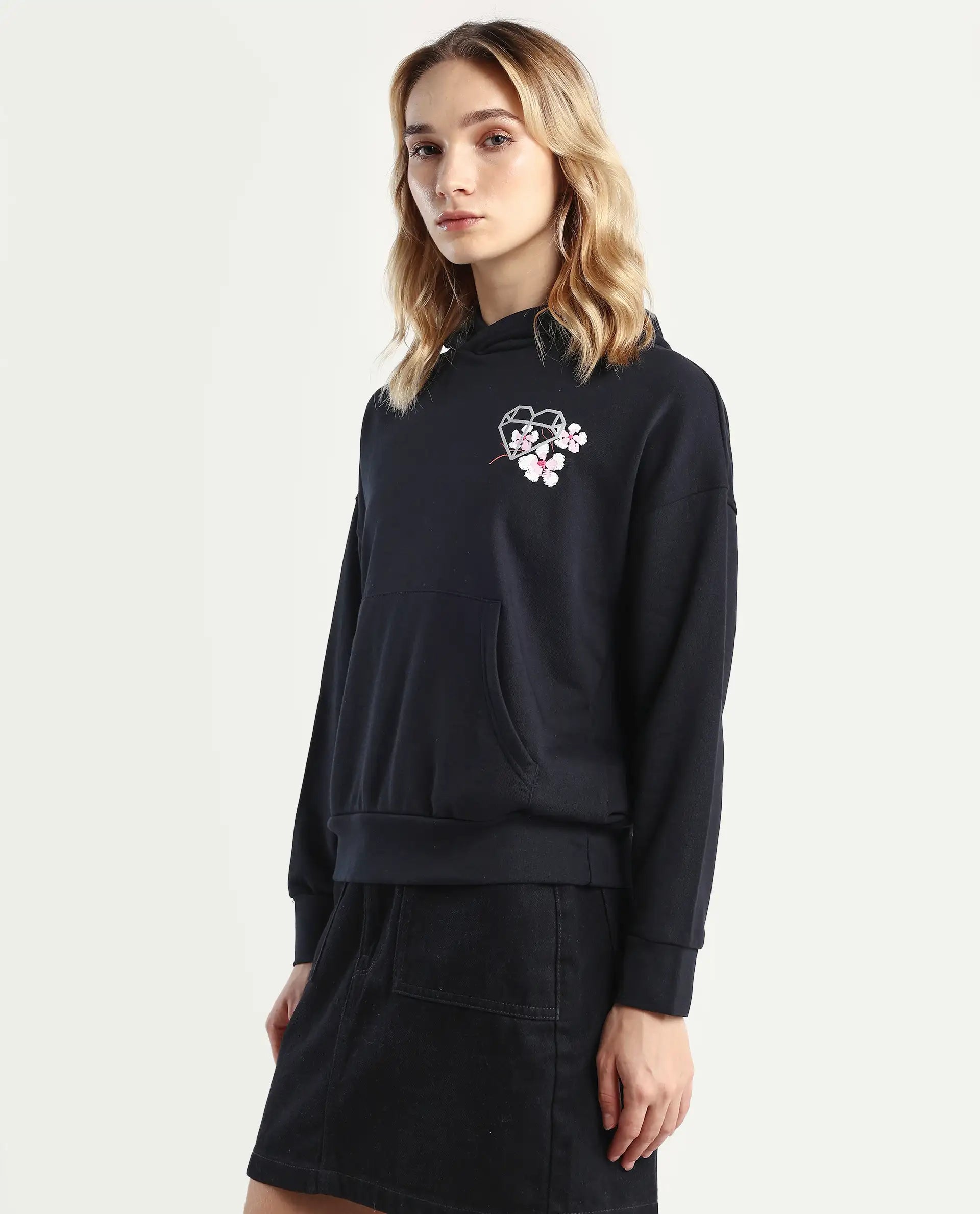 Rareism Women's Quash Black Cotton Blend Hooded Graphic Print Relaxed Fit Sweatshirt