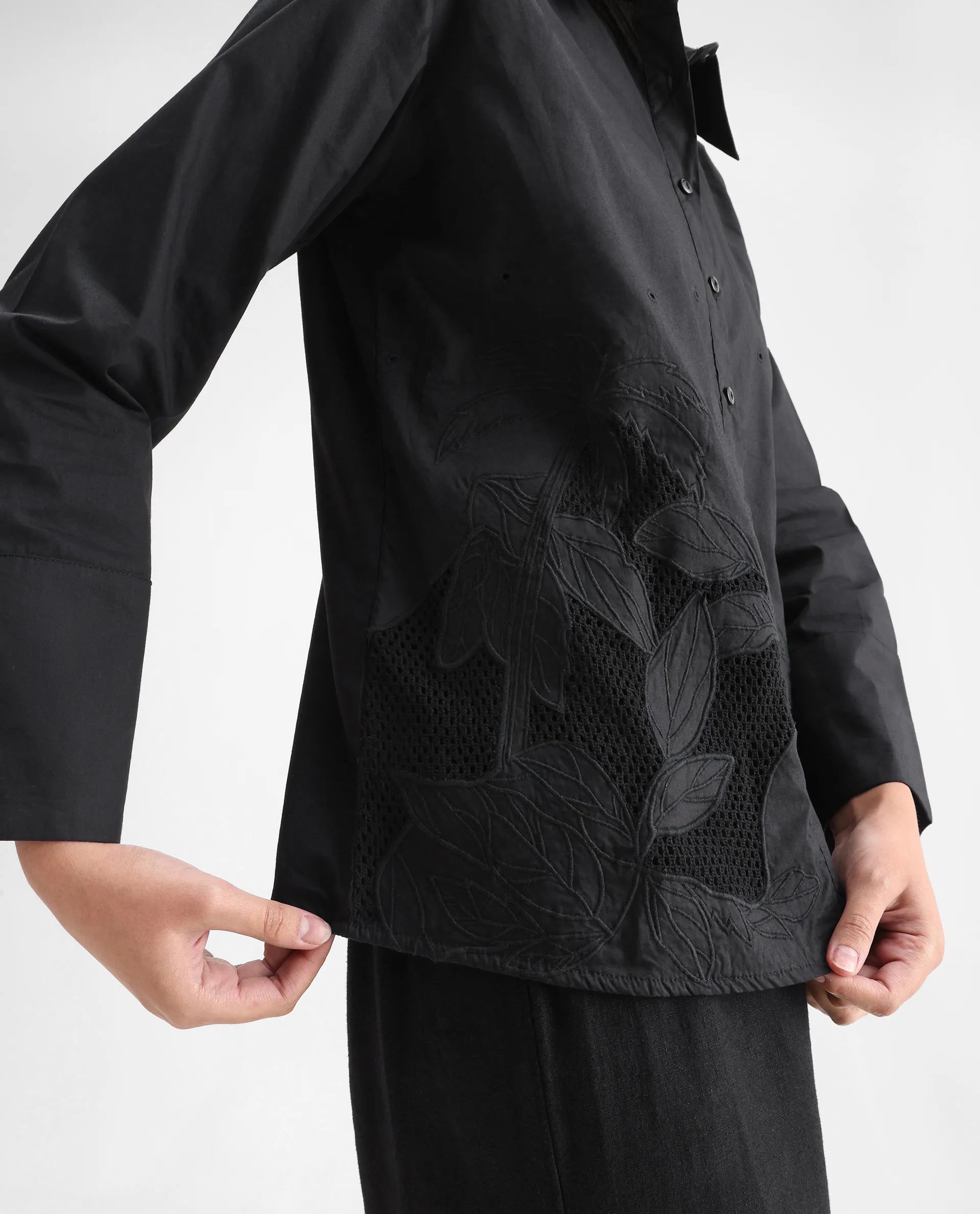 Rareism Women's Quitti Light Black Cotton Spread Collar Plain Bell Sleeve Regular Fit Top