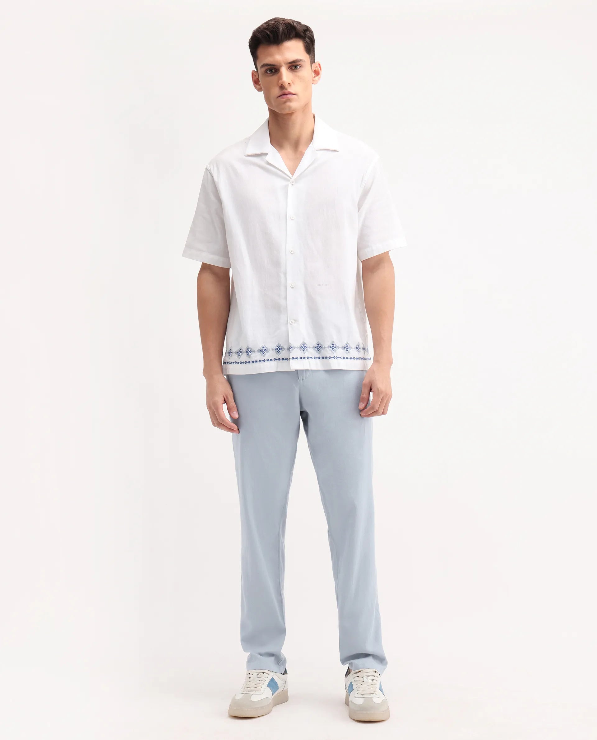 Rare Rabbit Men's Reric Pastel Blue Linen Blend Plain Regular Fit Trouser