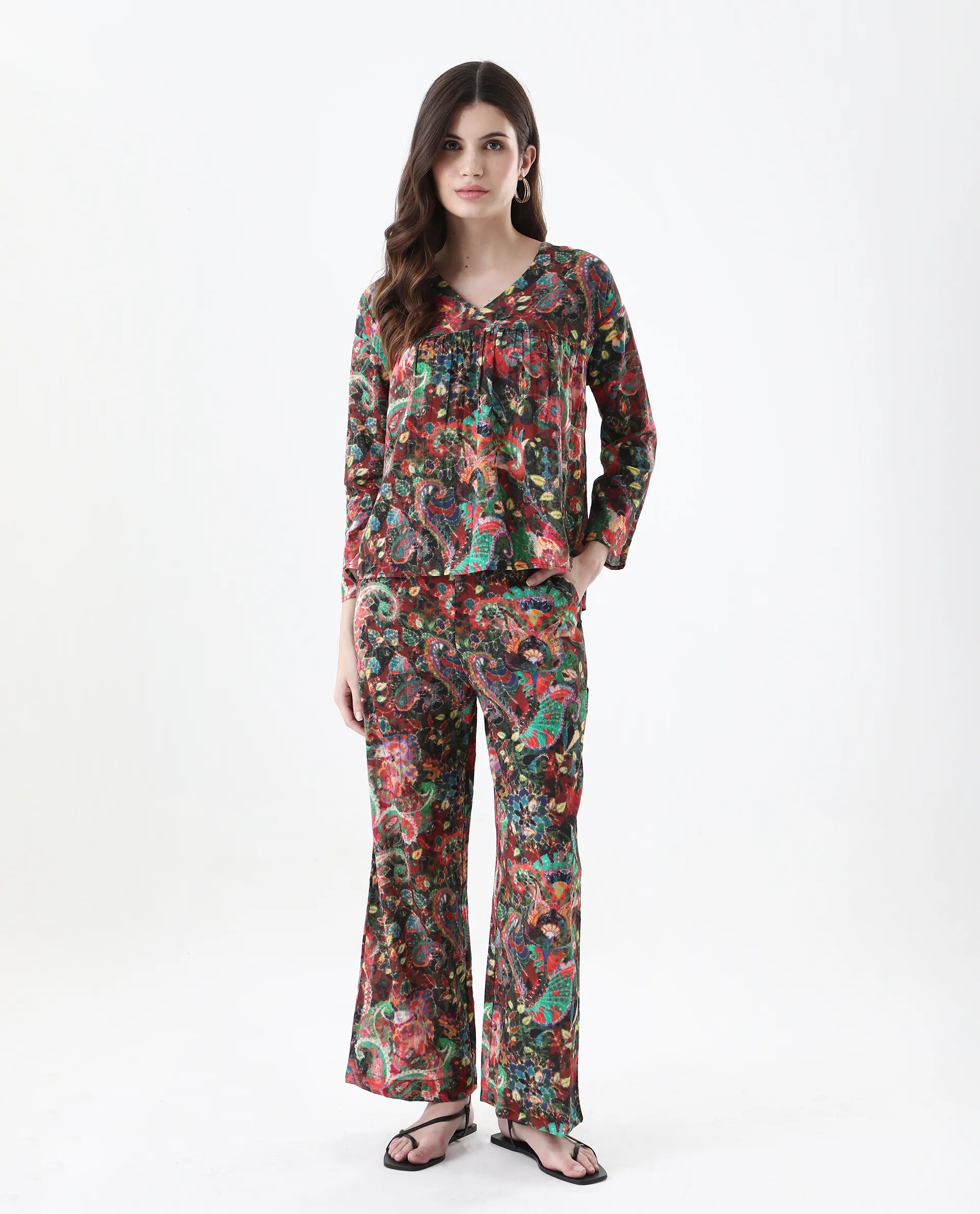 Rareism Women's Rinatao-T Dark Multi Cotton Blend V-Neck Paisley Print Regular Fit Top