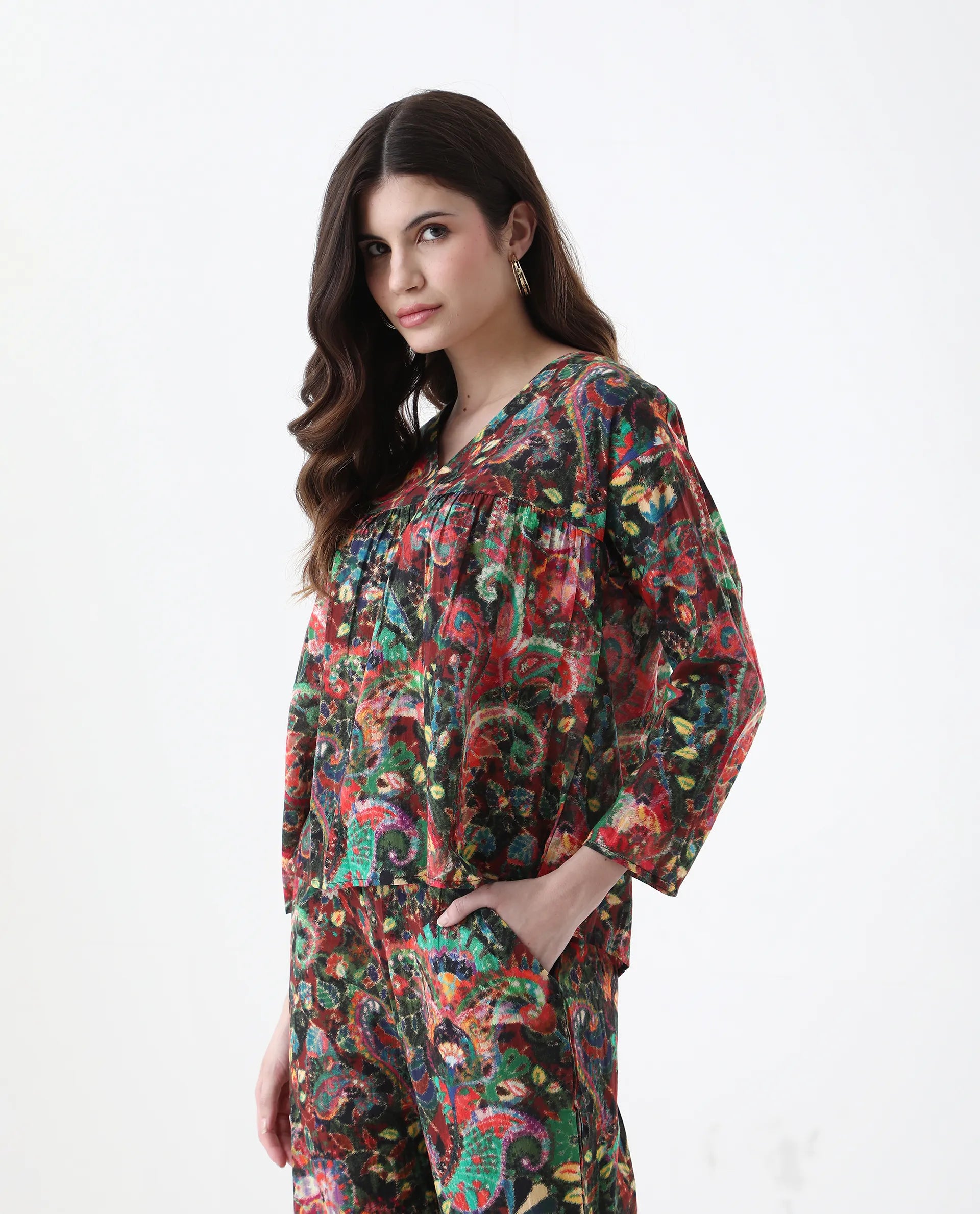 Rareism Women's Rinatao-T Dark Multi Cotton Blend V-Neck Paisley Print Regular Fit Top