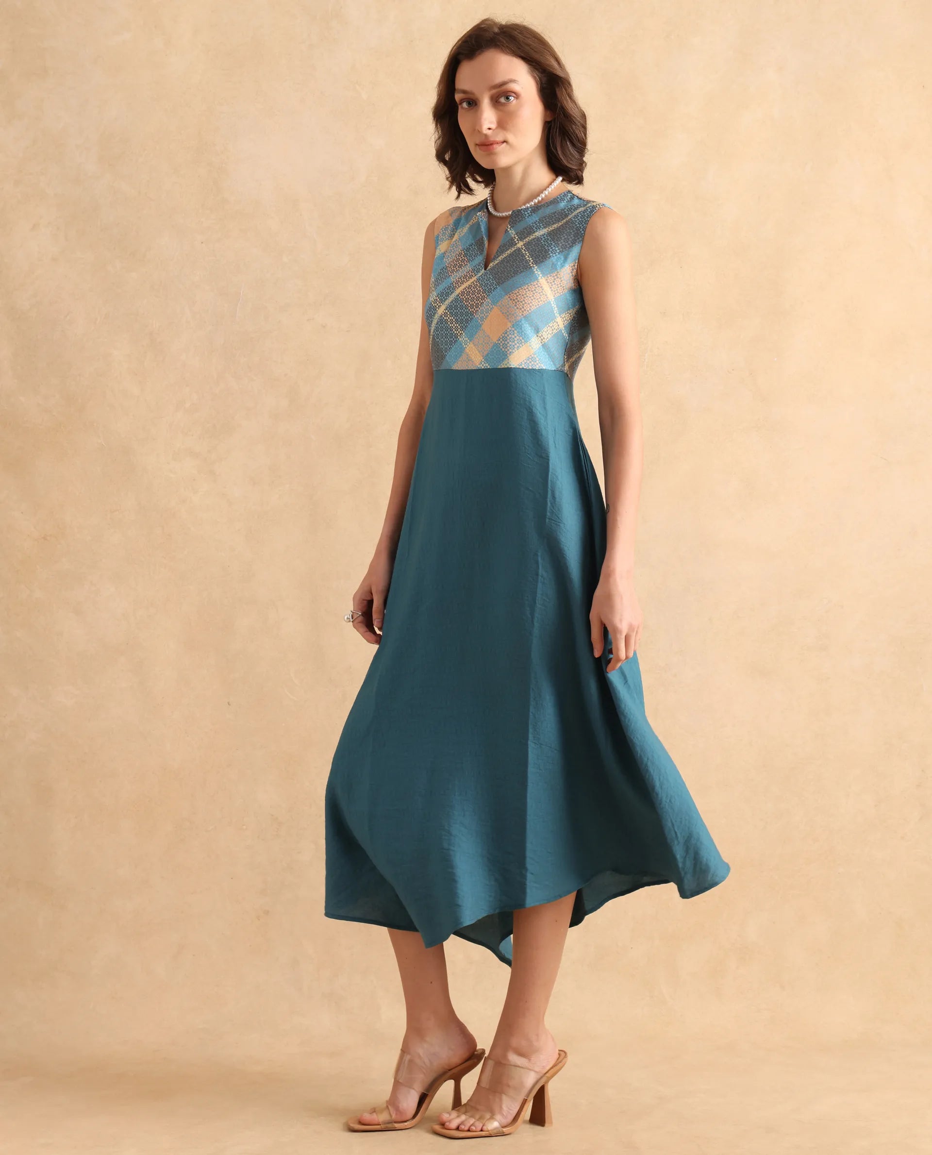 Rareism Women Riskal Blue Sleeveless Round Neck Fit And Flare Maxi Flannel Print Dress