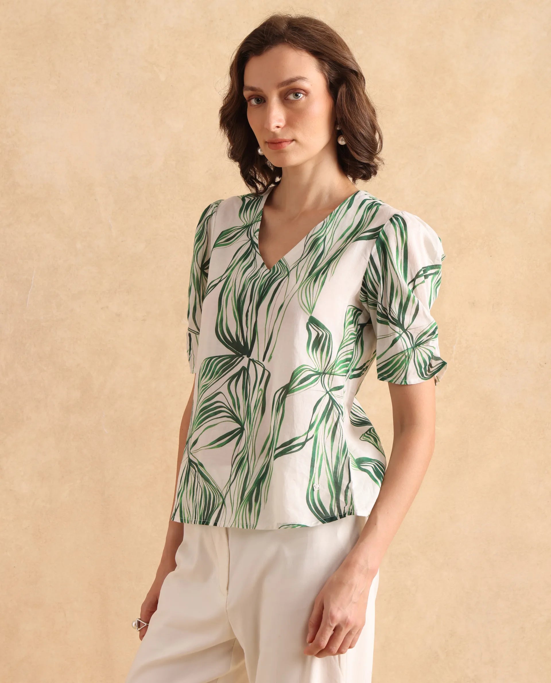 Rareism Women's Riter Green Cotton V-Neck Plain Puff Sleeve Regular Fit Top