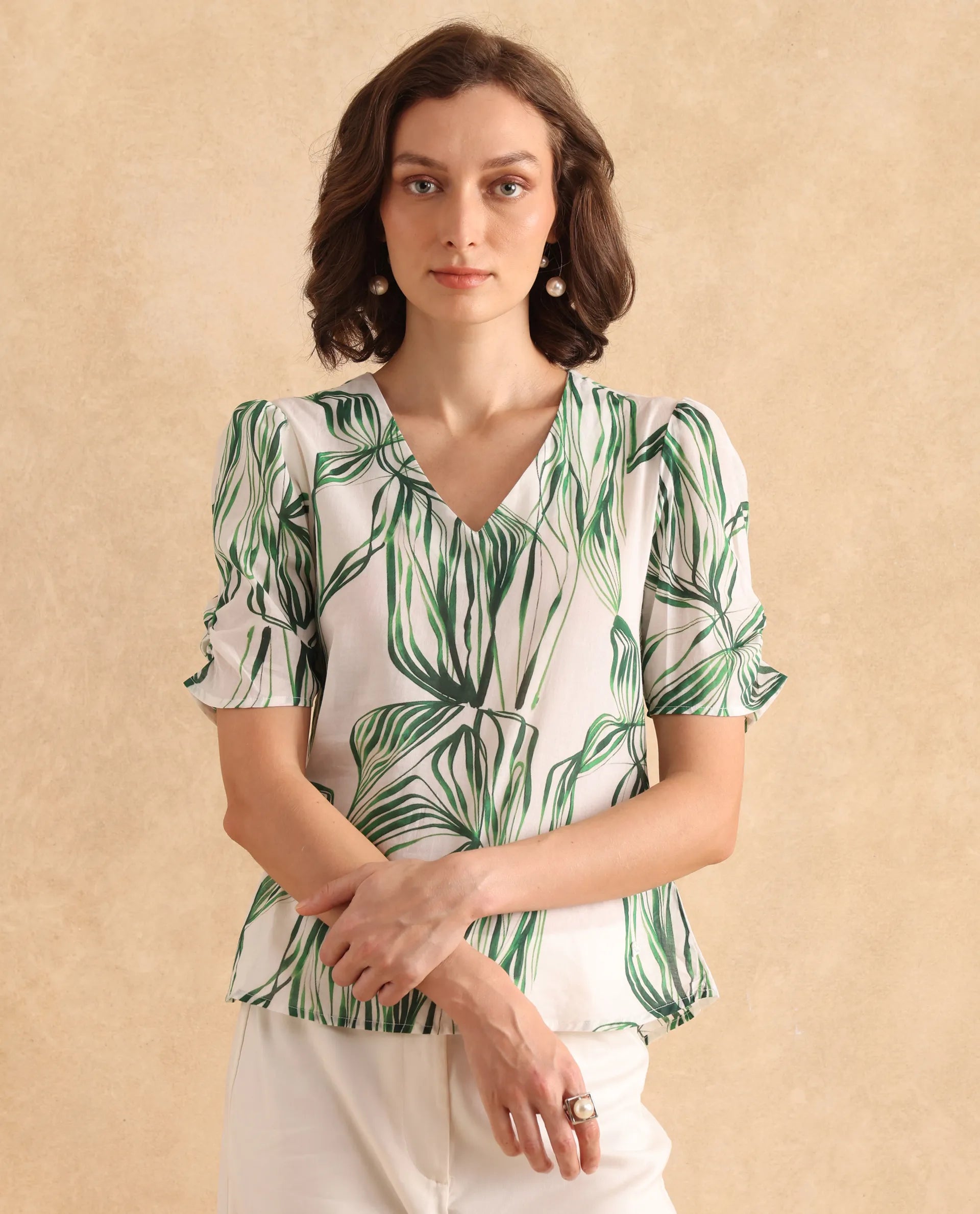 Rareism Women's Riter Green Cotton V-Neck Plain Puff Sleeve Regular Fit Top