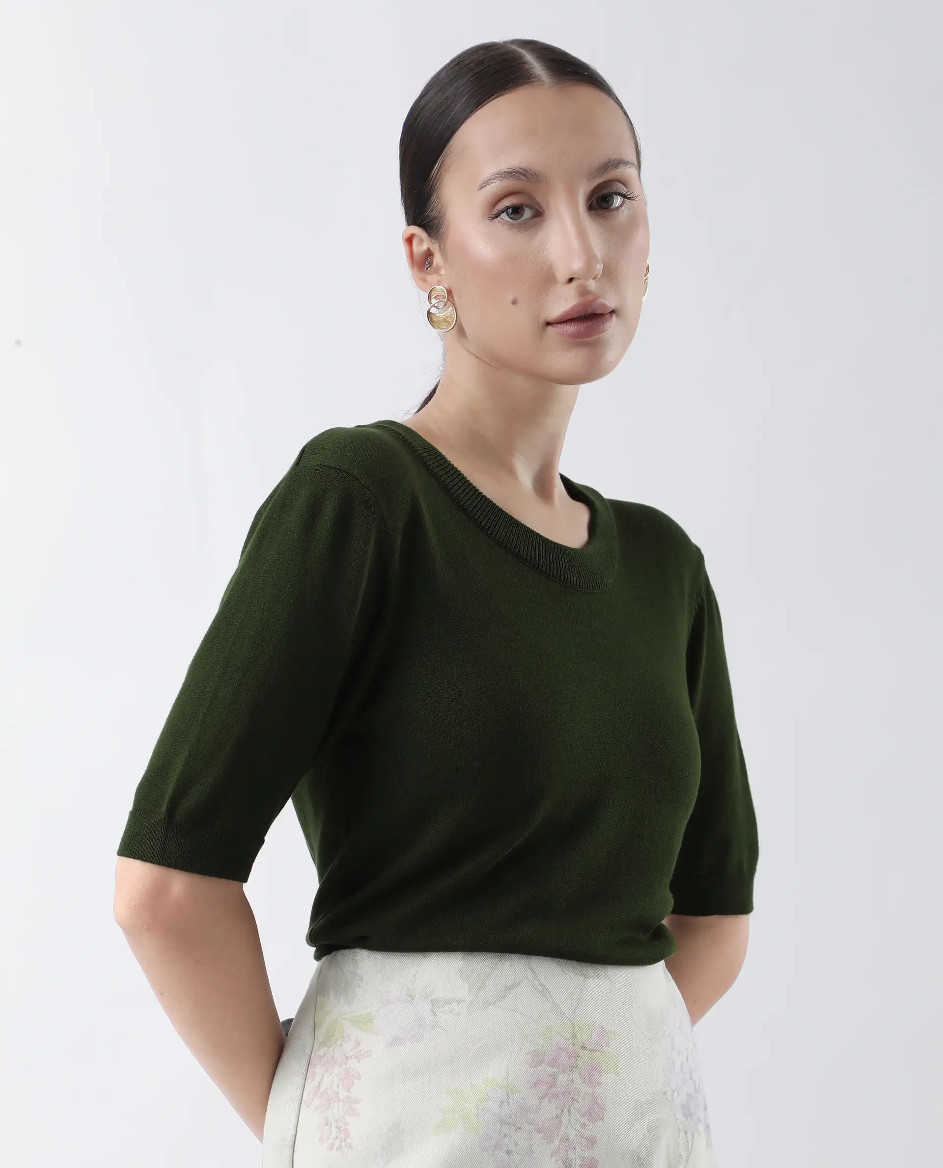 Rareism Women's Rohrdo Green Cotton Blend Crew Neck Plain Regular Fit Sweater