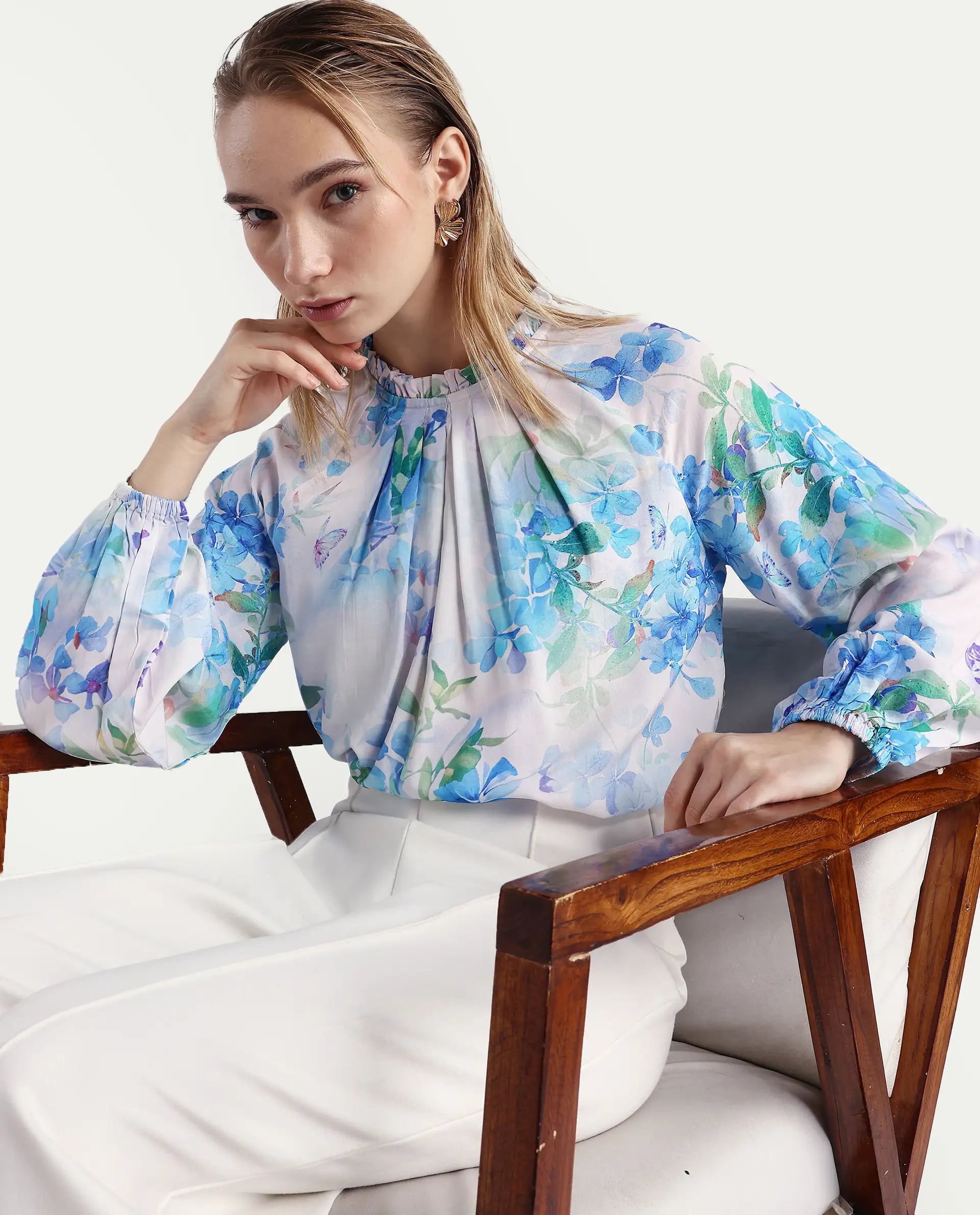 Rareism Women's Rome Light Blue Viscose Crew Neck Floral Print Raglan Sleeve Regular Fit Top