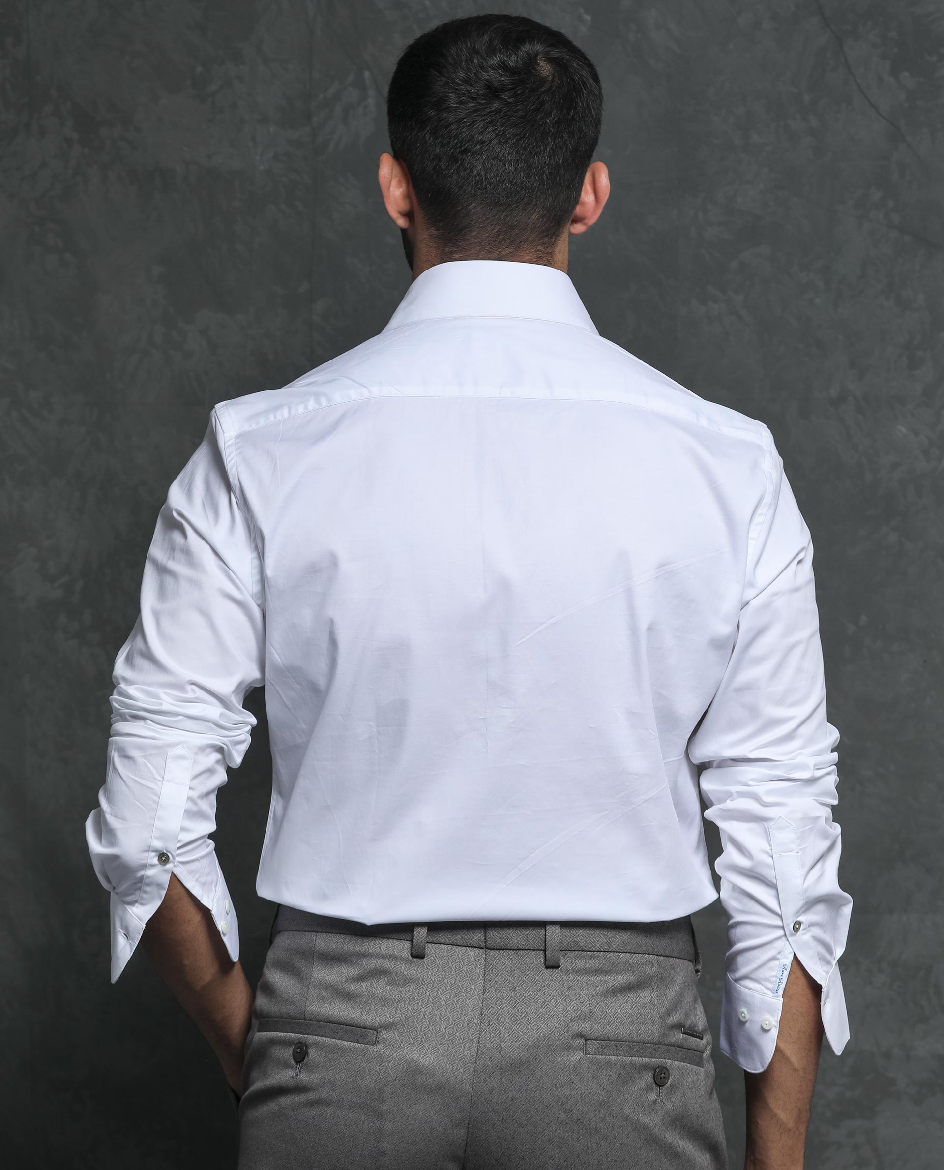 Rare Rabbit Men's Ronas White Cotton Fabric Full Sleeves Solid Shirt