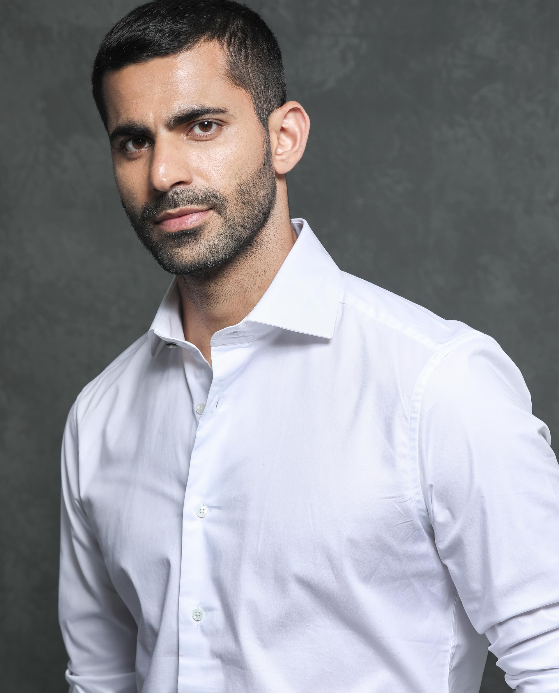 Rare Rabbit Men's Ronas White Cotton Fabric Full Sleeves Solid Shirt