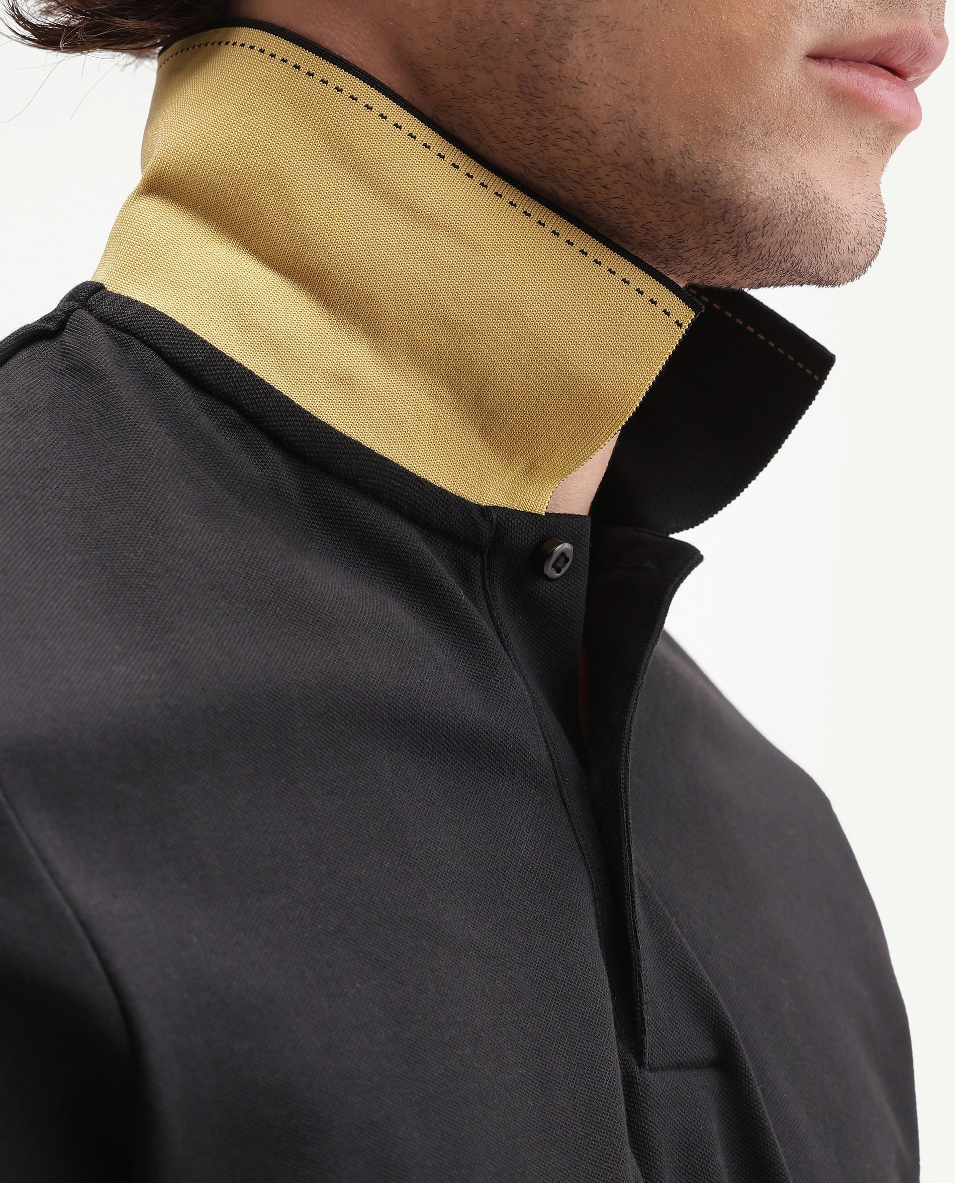 Rare Rabbit Men's Basic Rr-Corp-Tanq Black Cotton Blend Spread Collar Regular Plain Polo