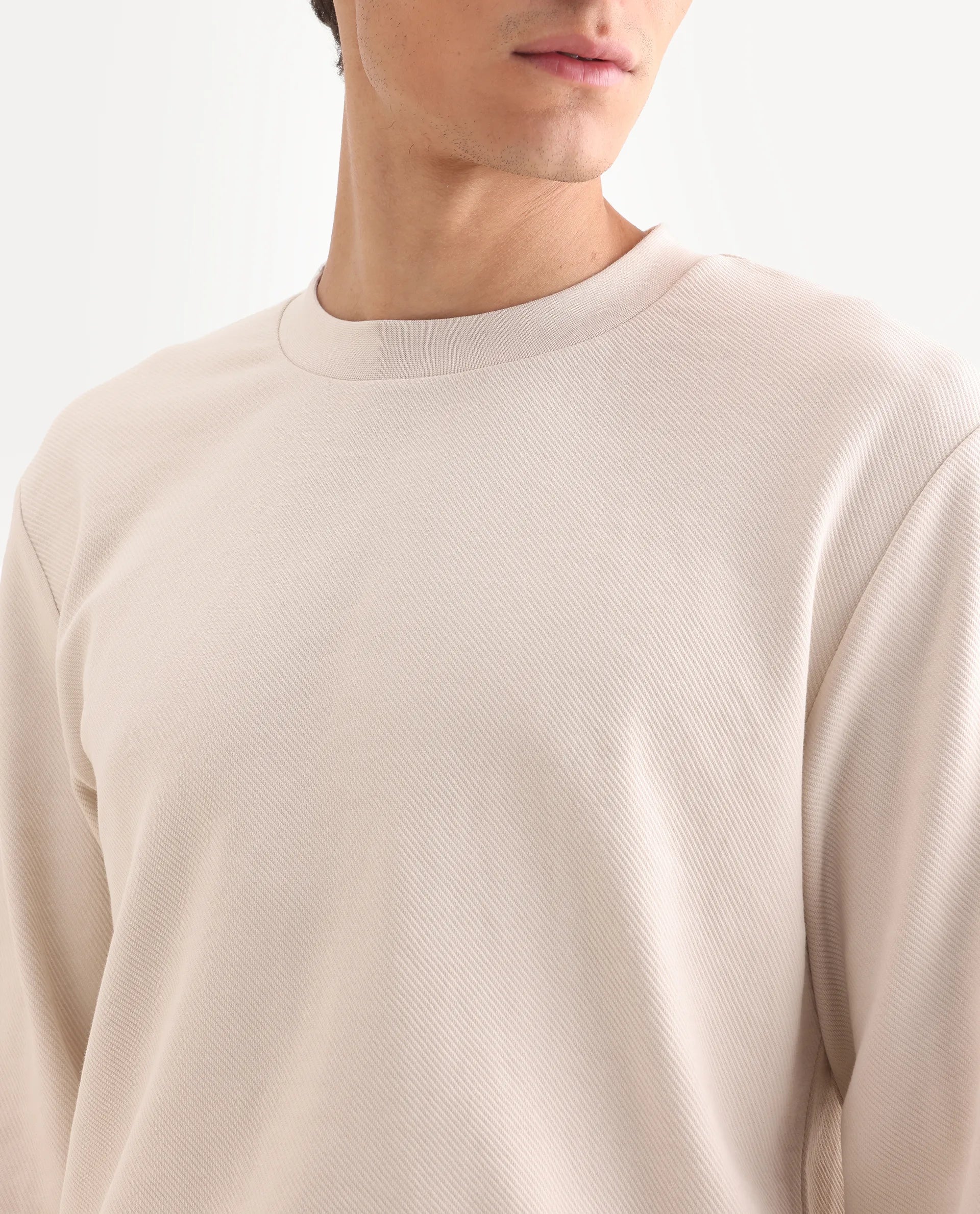 Rare Rabbit Men's Foy Off White Cotton Plain Regular Fit Full Sleeve Crew Neck Sweatshirt