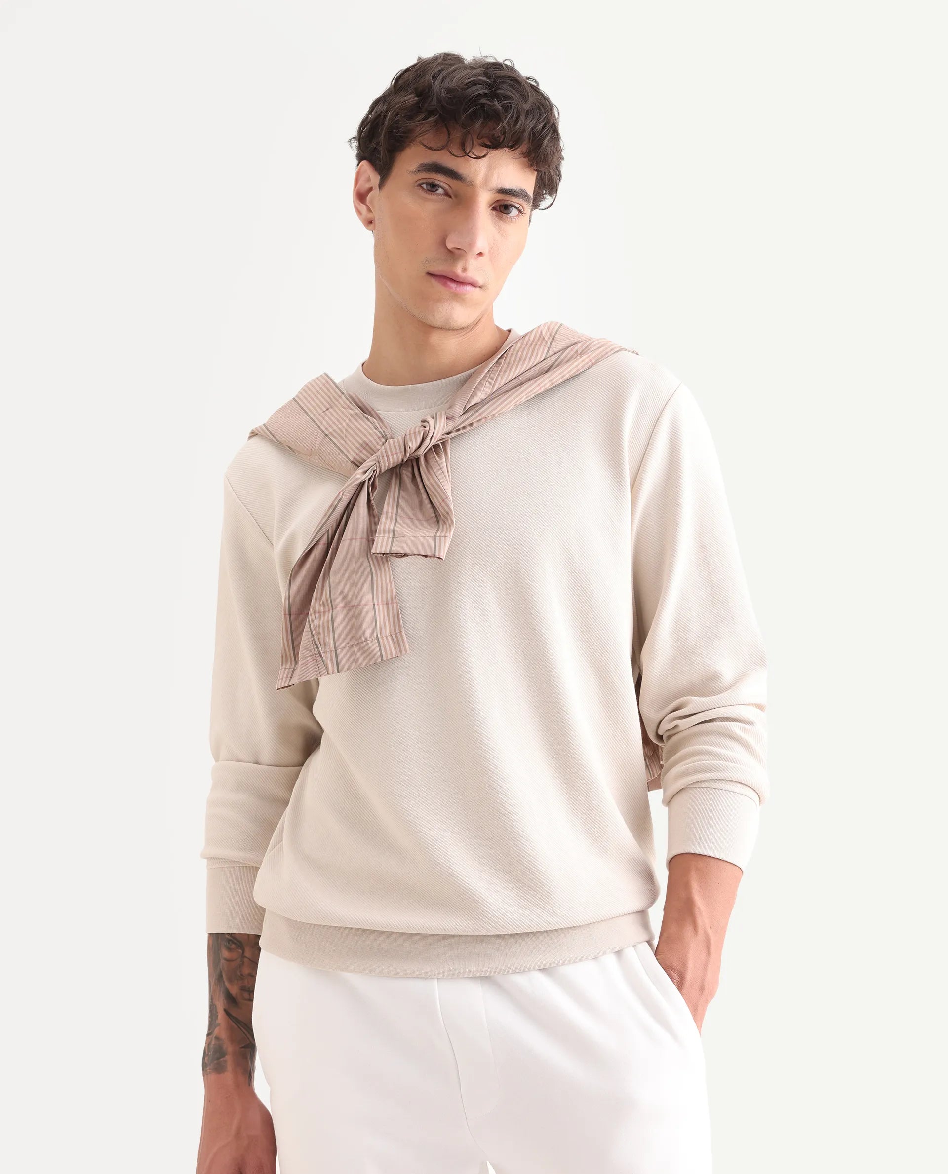 Rare Rabbit Men's Foy Off White Cotton Plain Regular Fit Full Sleeve Crew Neck Sweatshirt