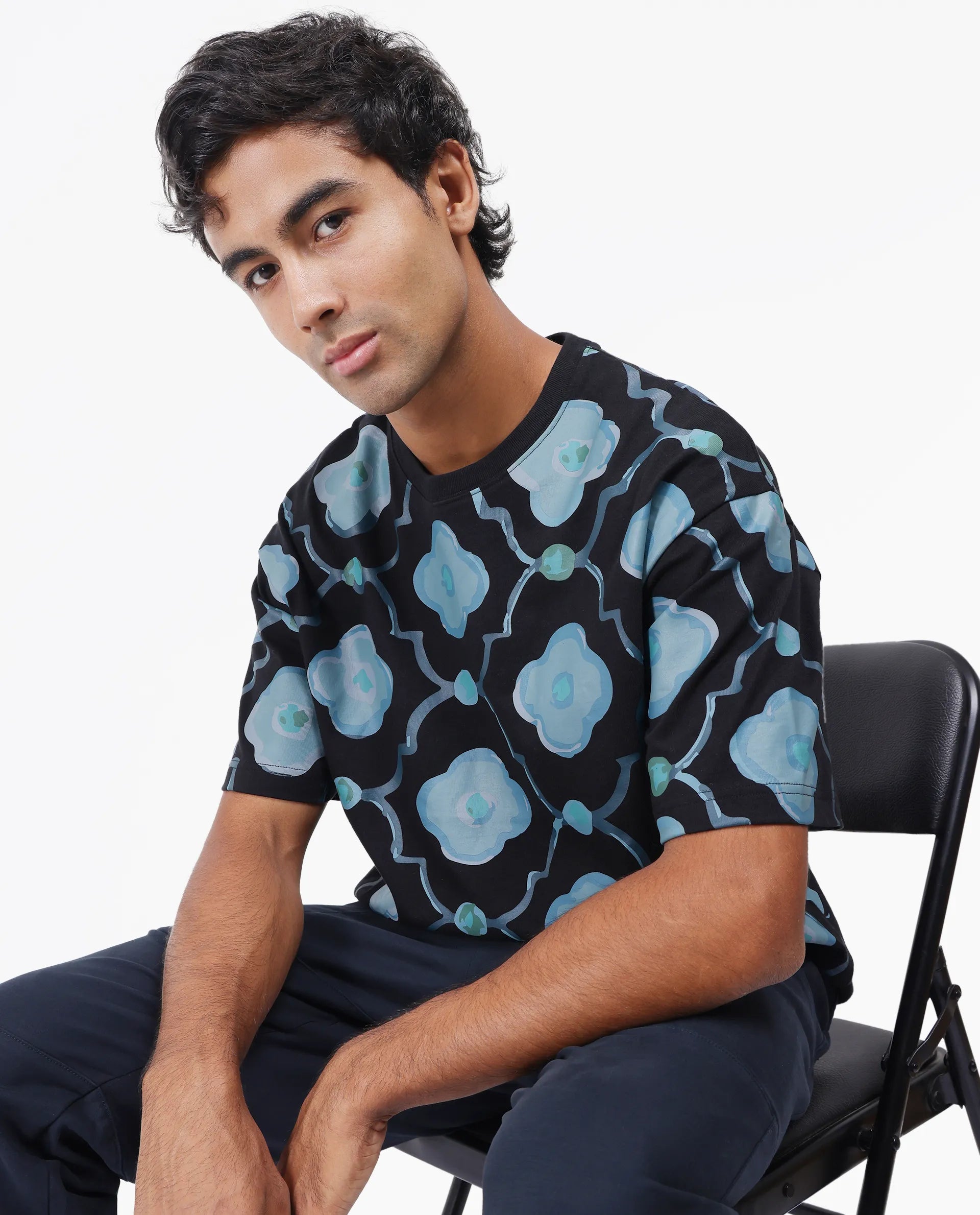 Rare Rabbit Men's Evino Black Cotton Graphic Print Oversized Fit Half Sleeve Crew Neck T-Shirt