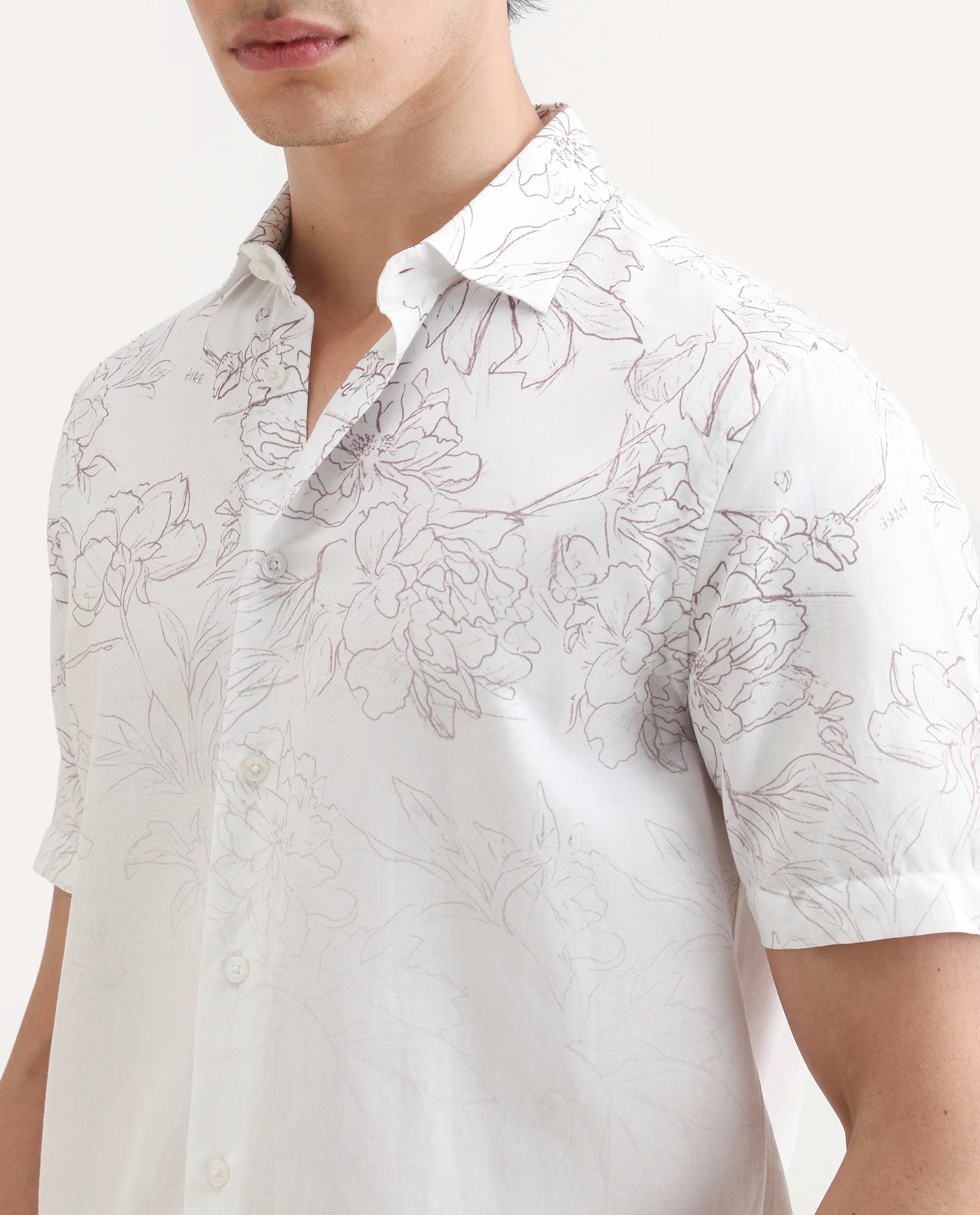 Rare Rabbit Men's Skew White Cotton Blend Floral Print Regular Fit Half Sleeve Collared Shirt