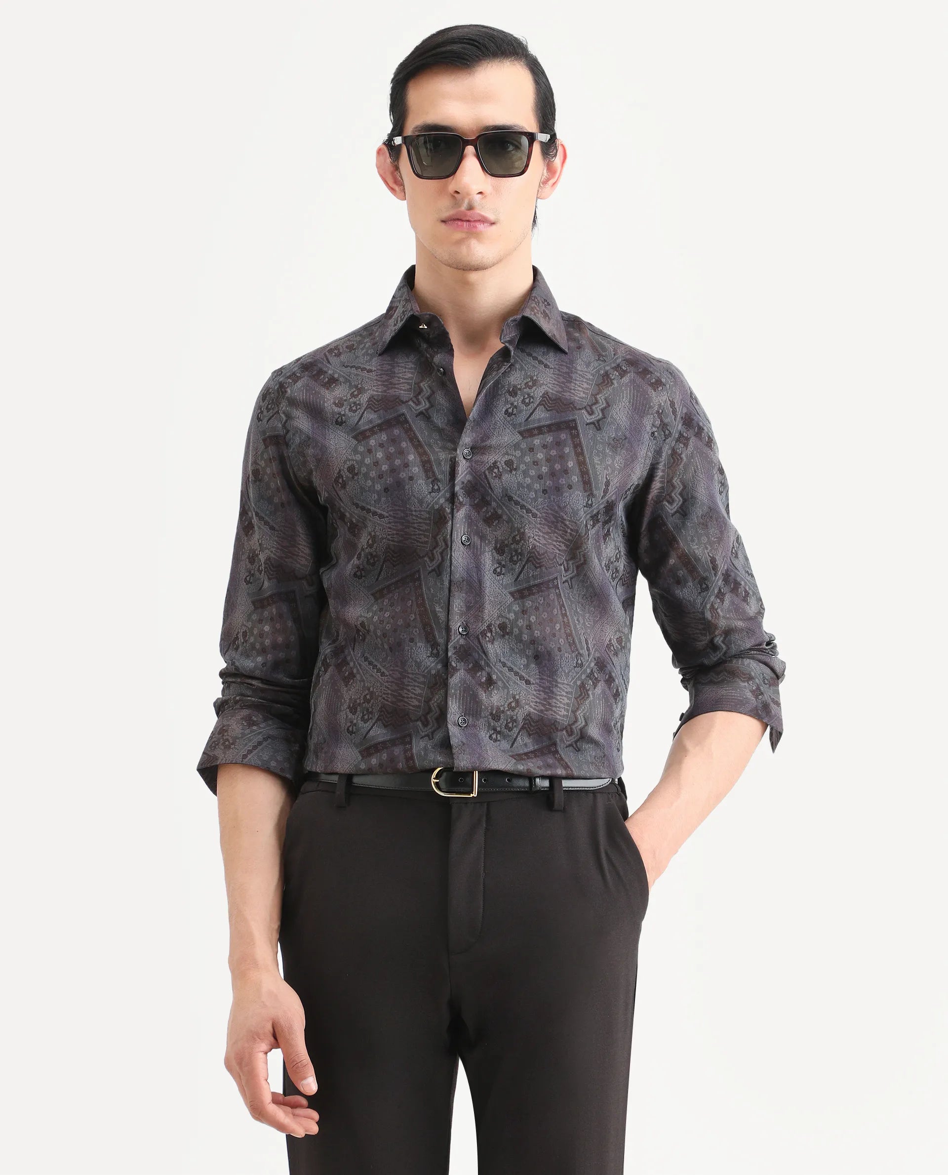 Rare Rabbit Men's Drig Purple Cotton Blend Spread Collar Regular Fit Abstract Print Shirt