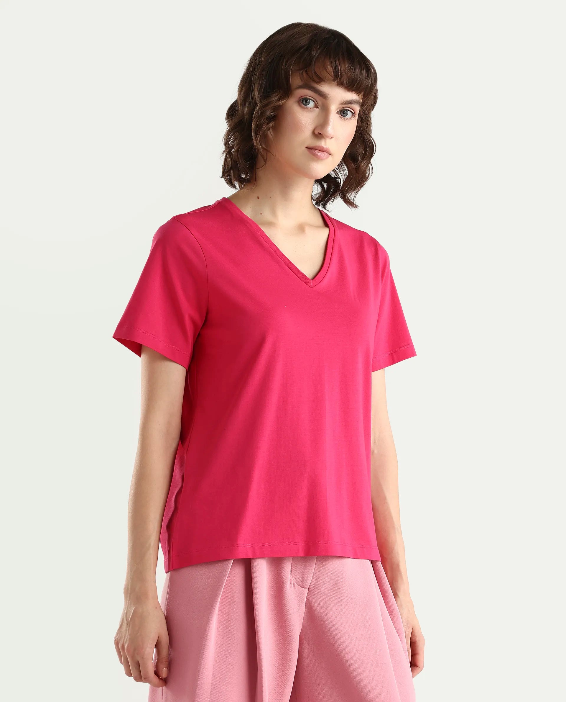Rareism Women's Zin Dark Pink Cotton Blend Half Sleeve Relaxed Fit Plain T-Shirt