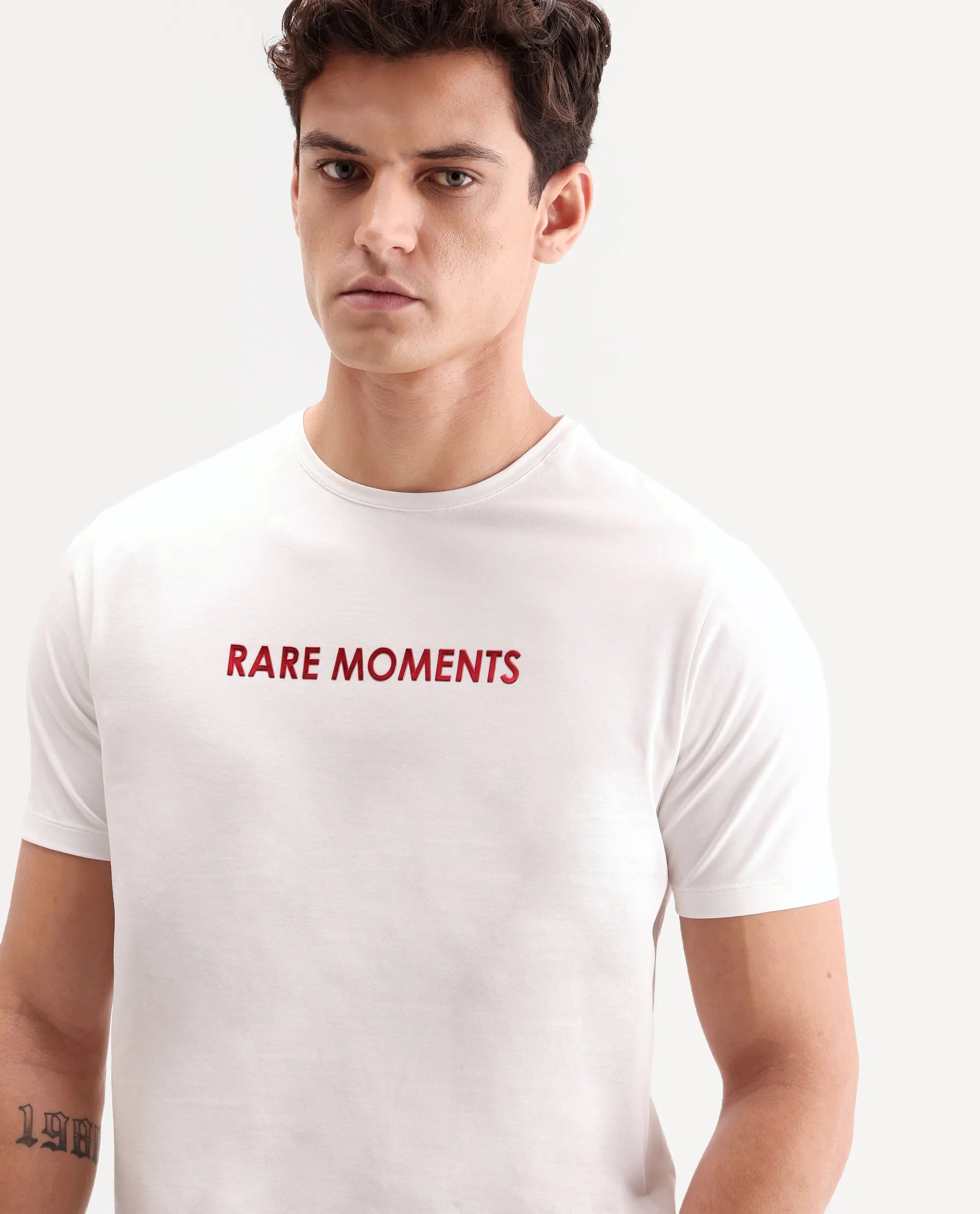 Rare Rabbit Men's Ments Off White Cotton Blend Fabric Half Sleeve Crew Neck Regular Fit Graphic Print T-Shirt