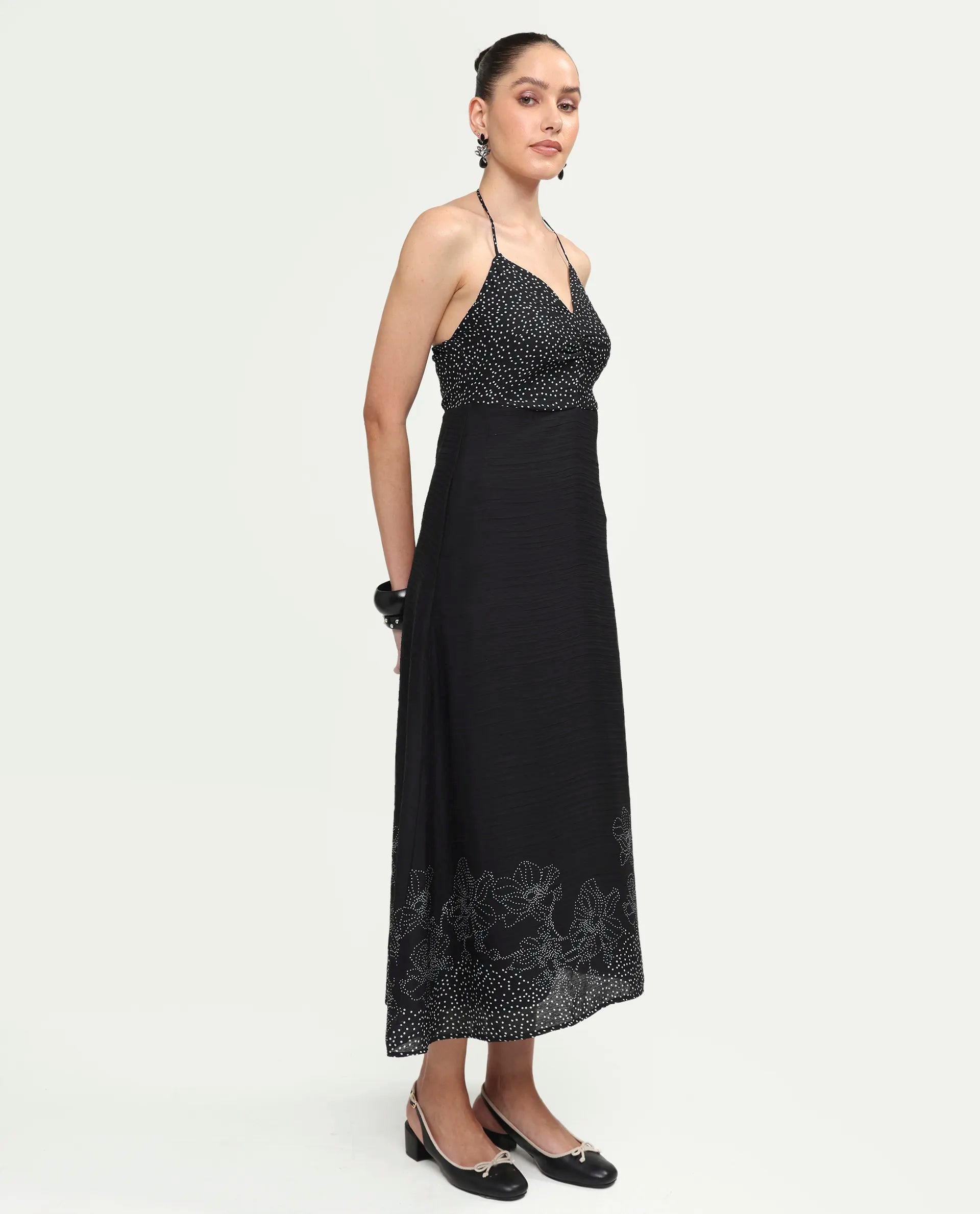 Rareism Women's Cassy Black Polyester Sleeveless Fit And Flare Floral Print Dress