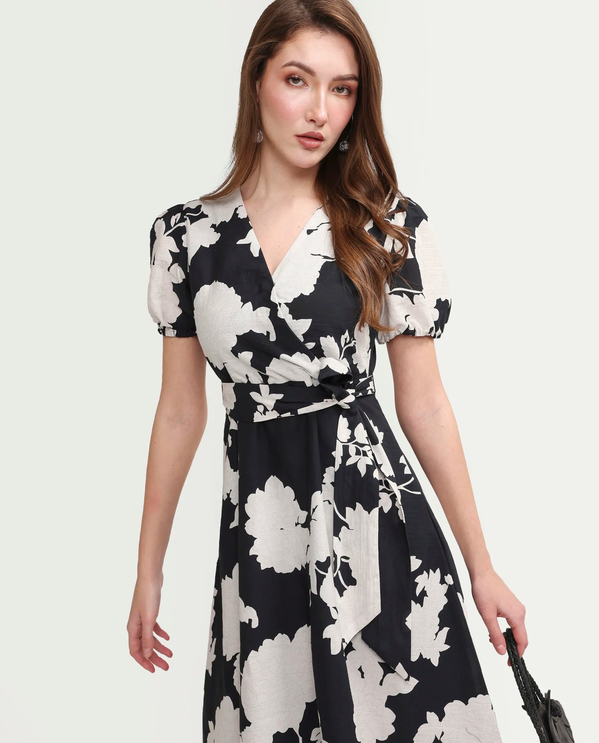 Rareism Women's Cazzy Black Cotton Half Sleeve Flared Floral Print Dress