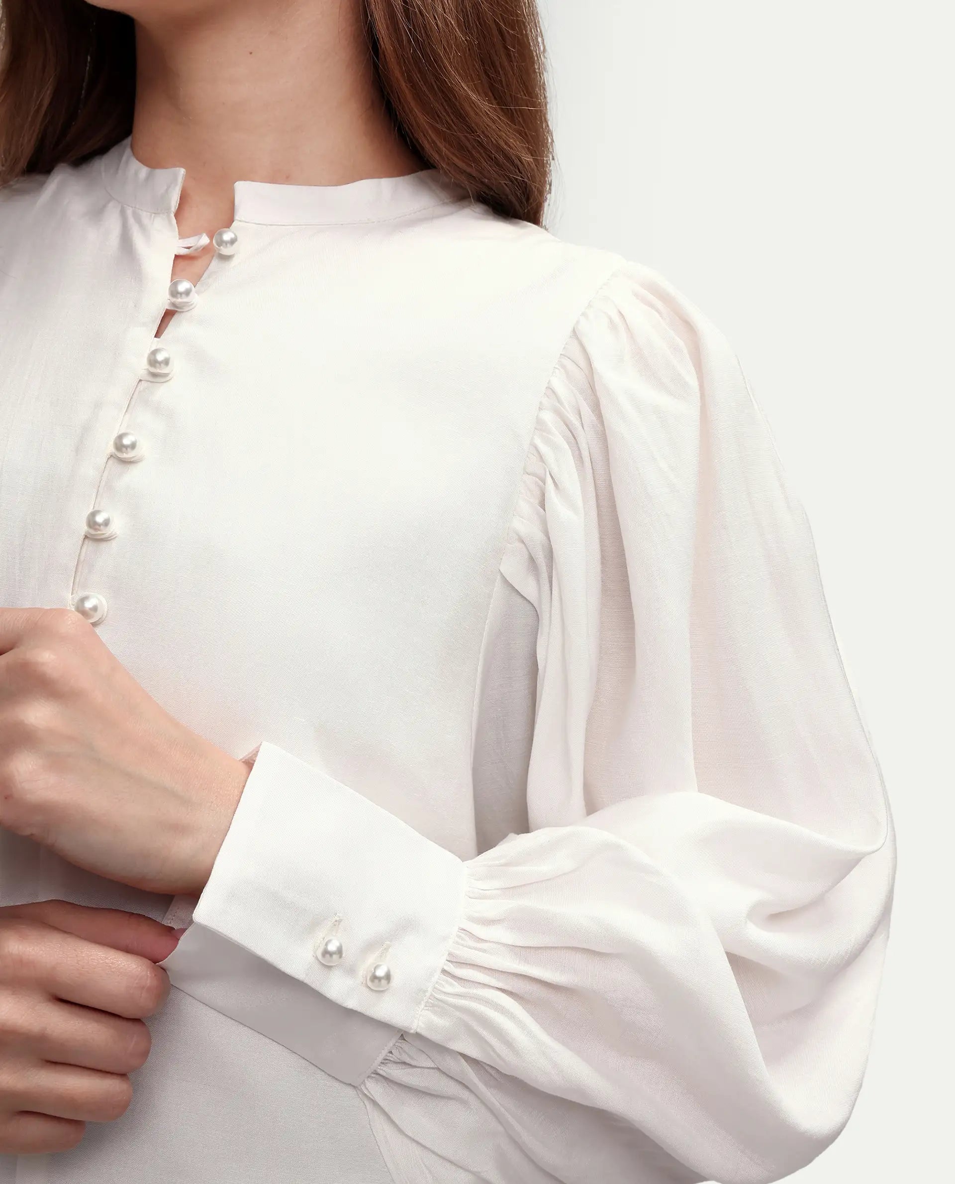 Rareism Women's Ceca Off White Viscose Blend Full Sleeve Relaxed Fit Plain Top
