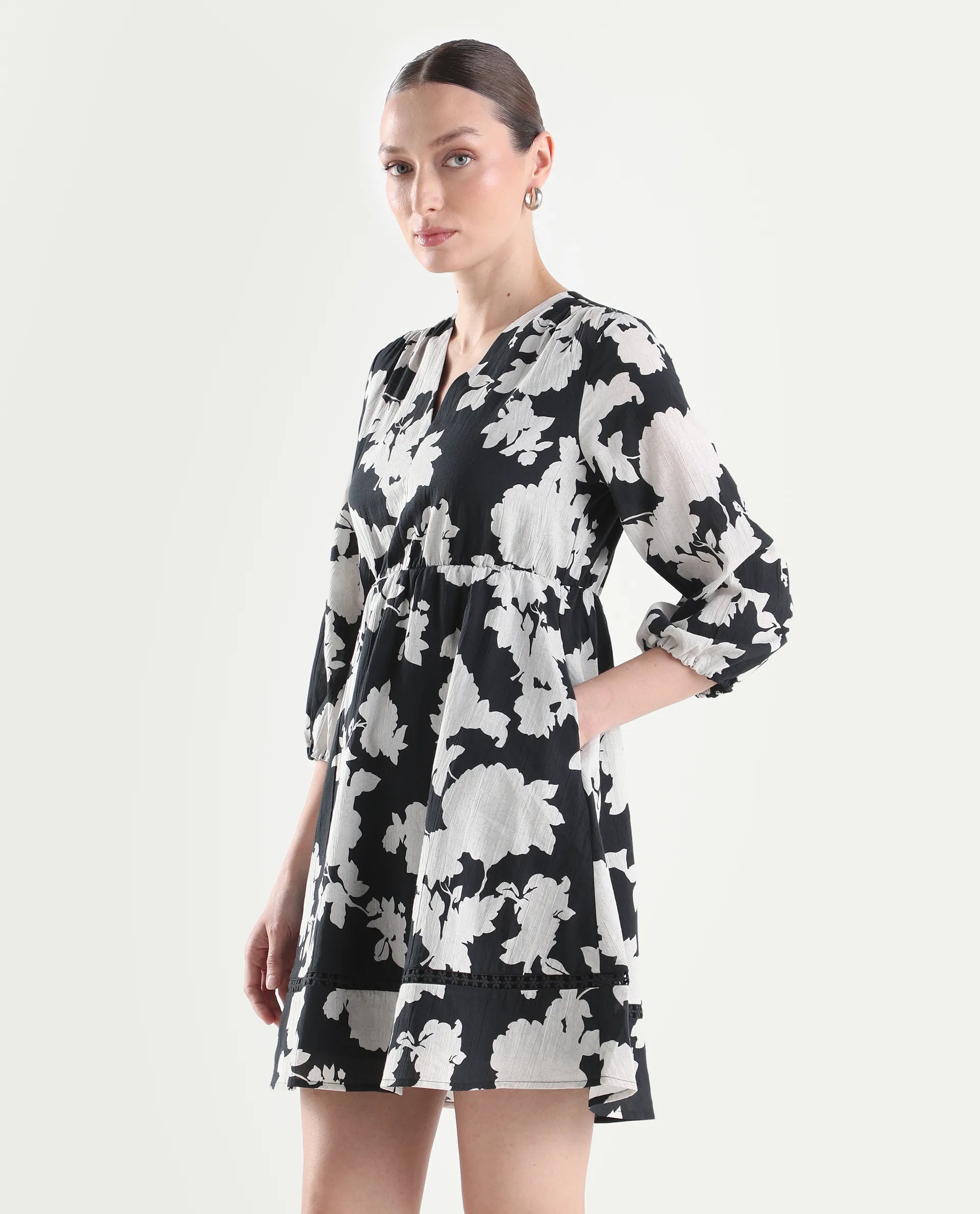 Rareism Women's Cezar Black Cotton 3/4Th Sleeve Flared Printed Dress
