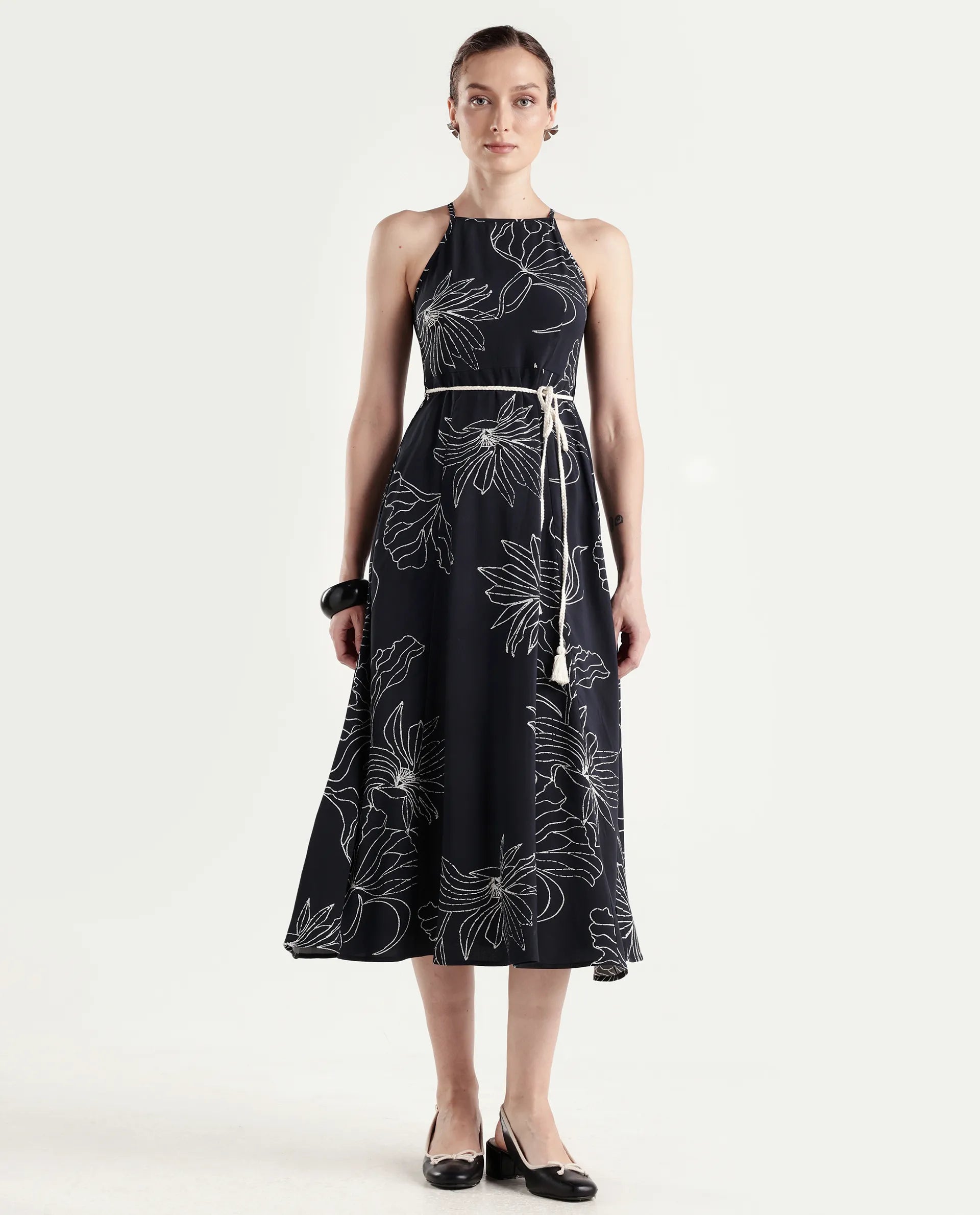 Rareism Women's Veana Black Viscose Sleeveless A-Line Floral Print Dress