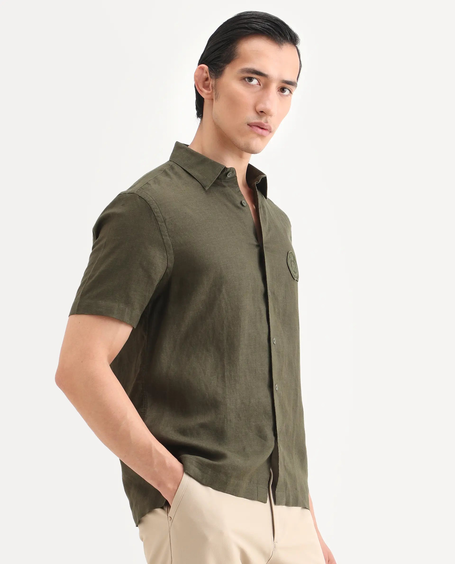 Rare Rabbit Men's Cine Ss Olive Linen Blend Fabric Half Sleeve Spread Collar Regular Fit Plain Shirt