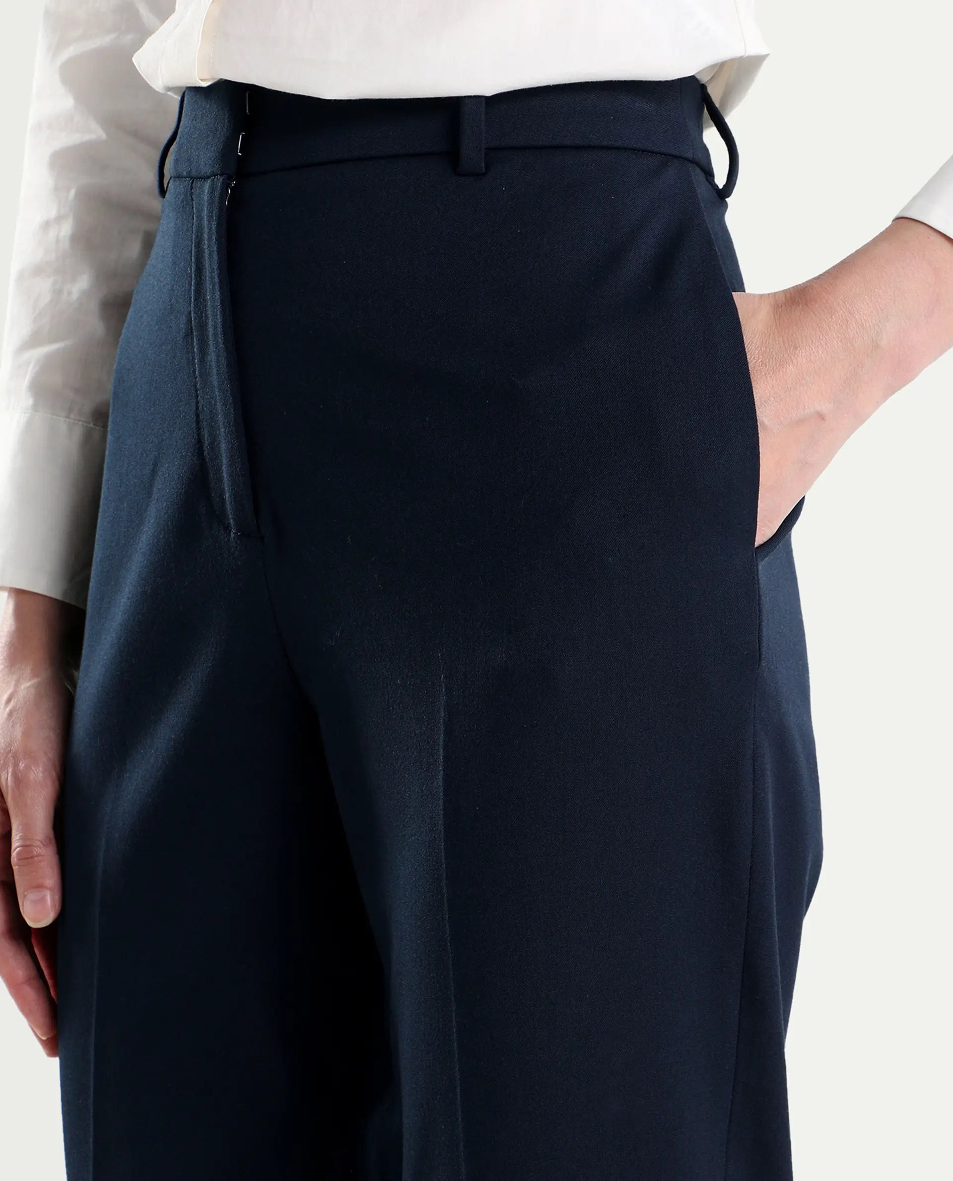 Rareism Women's Paper Navy Viscose Blend Fabric Tapered Plain Trouser