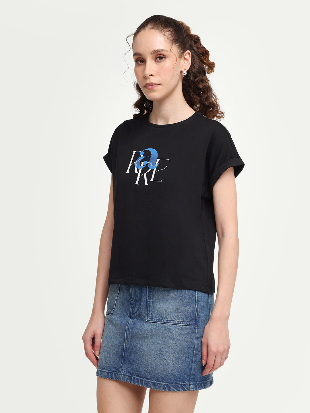 Rareism Women's Zue Black Cotton Crew Neck Pull-On Relaxed Typography Print T-Shirt