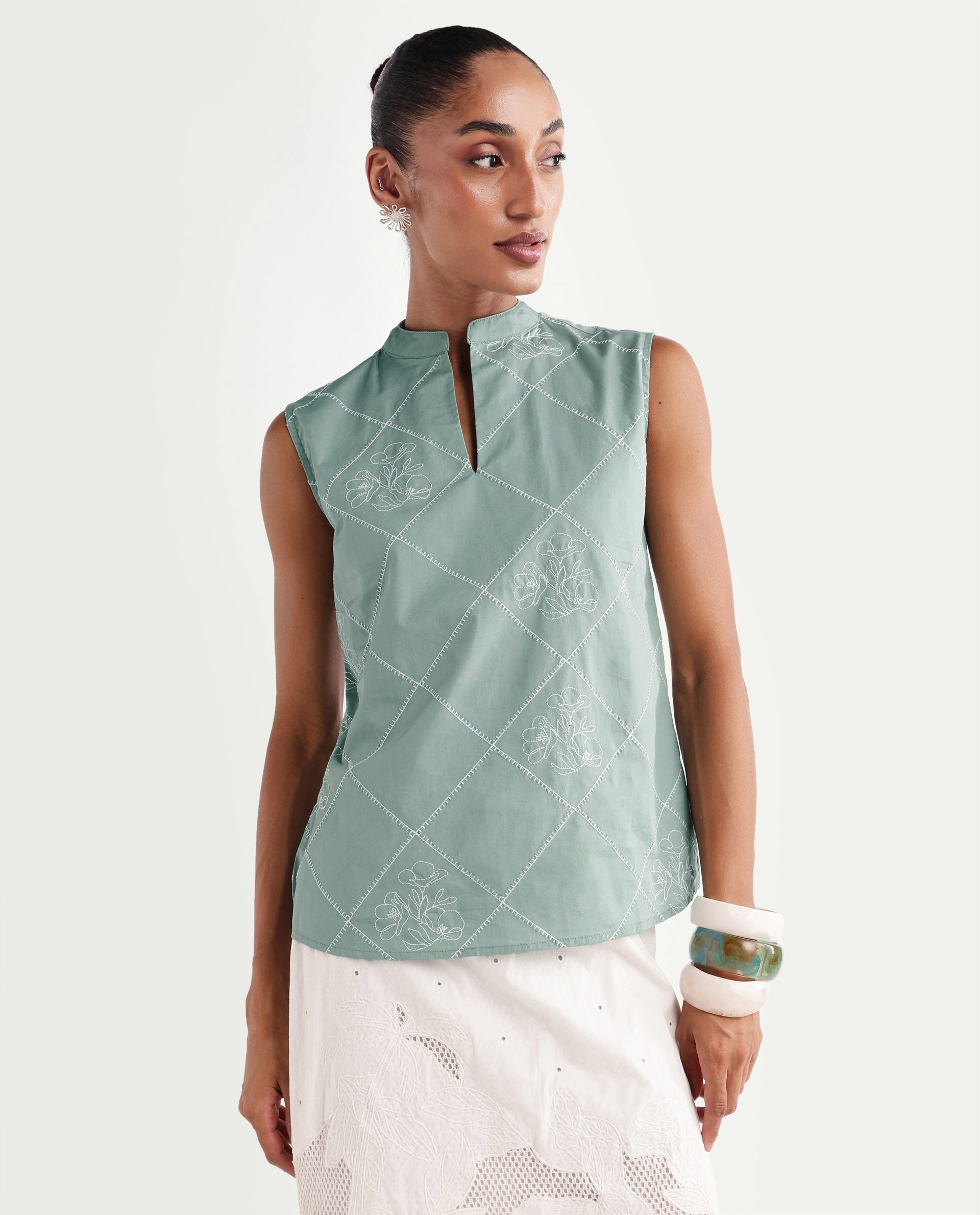 Rareism Women's Hax Dusky Green Cotton Sleeveless Band Collar Pull-On Regular Plain Top