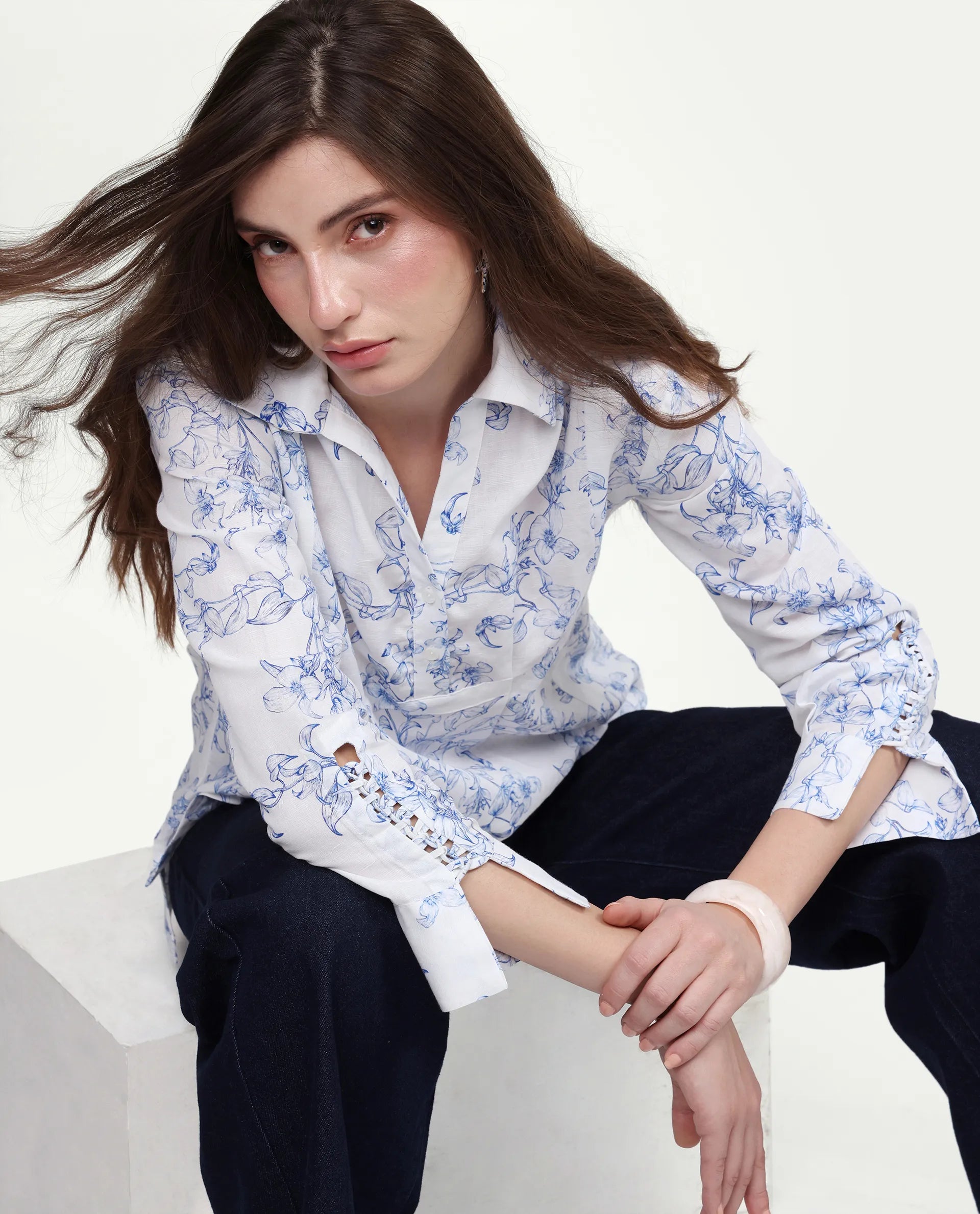 Rareism Women's Kazz Off White Linen Spread Collar Regular Fit Floral Print Top