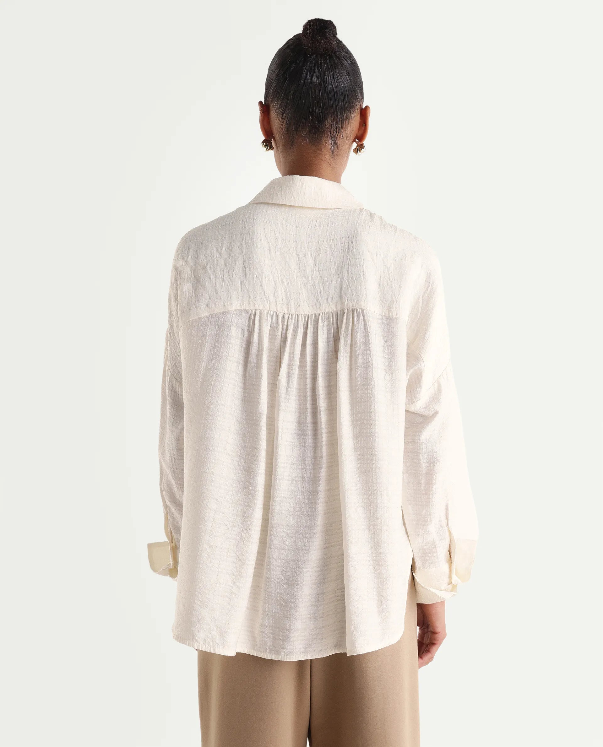 Rareism Women's Diri Off White Viscose Blend Full Sleeve Spread Collar Button Oversized Plain Shirt