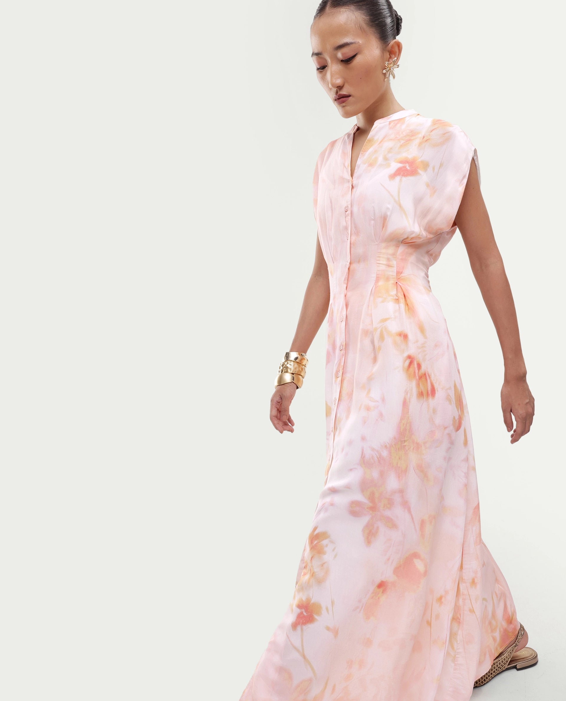 Rareism Women's Houxa Pastel Peach Viscose Blend Fabric Band Collar Fit And Flare Ombre Dress