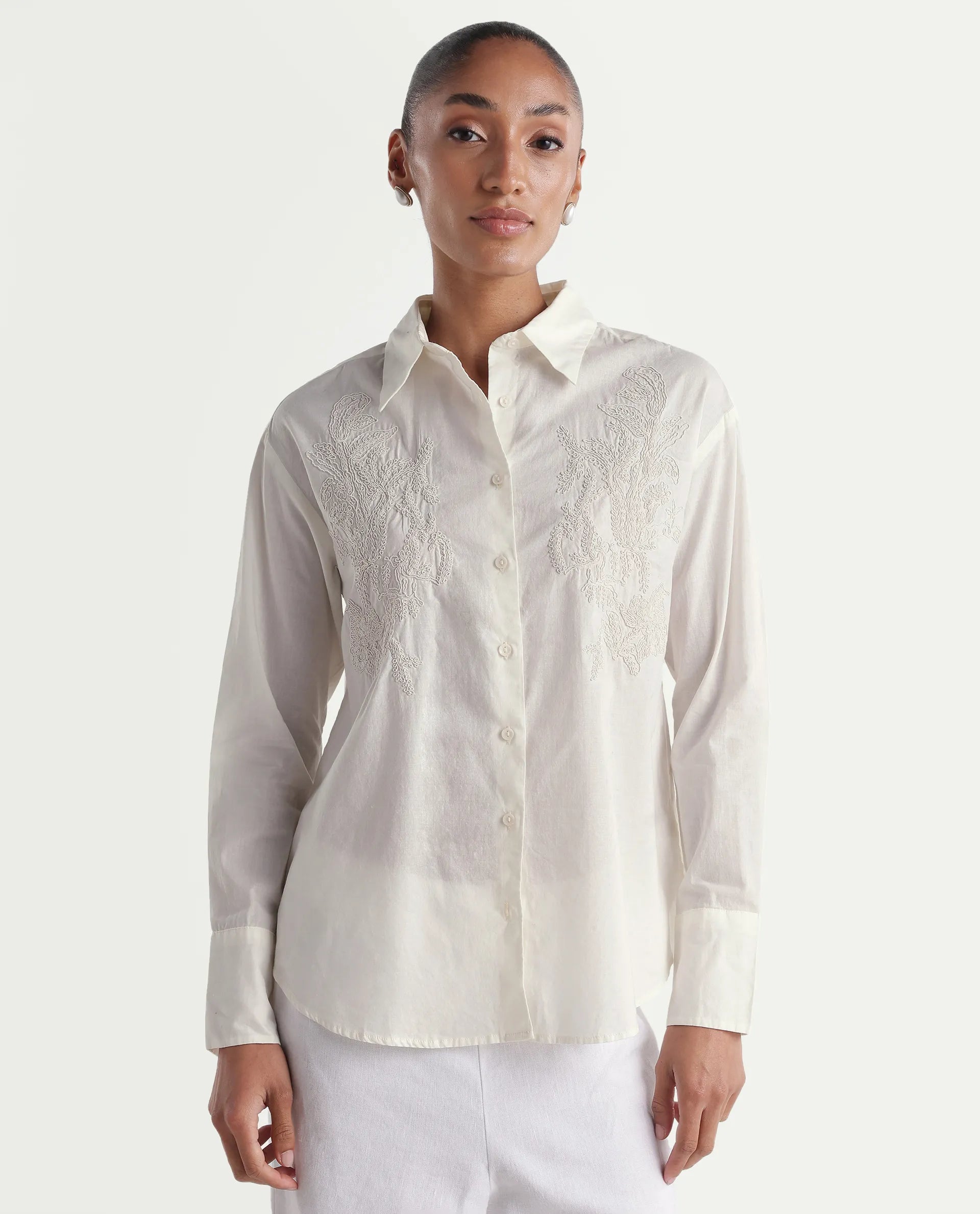 Rareism Women's Torim Light Off White Cotton Spread Collar Button Regular Plain Shirt
