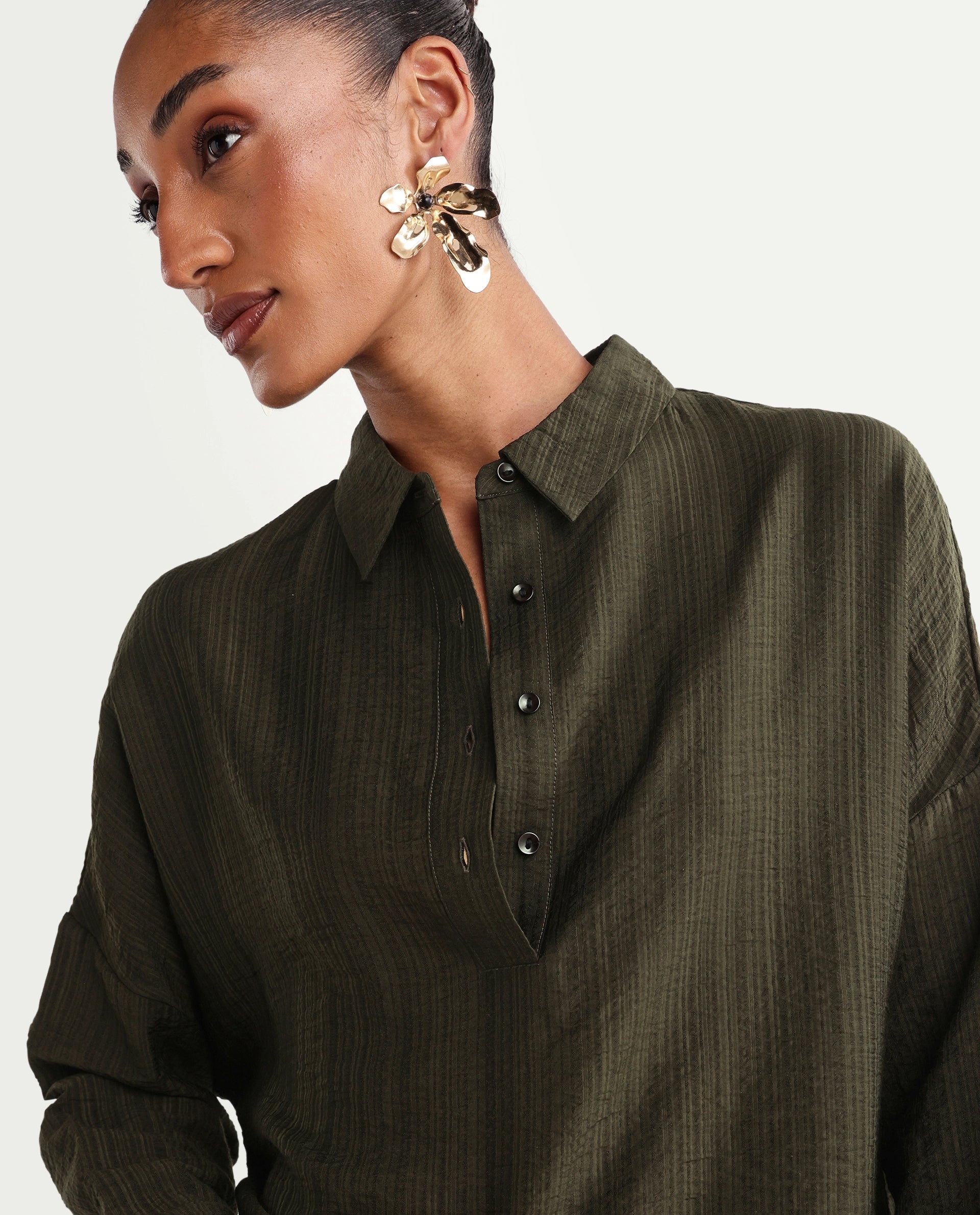 Rareism Women's Dano-T Olive Viscose Blend Jonny Collar Pull-On Oversized Plain Top