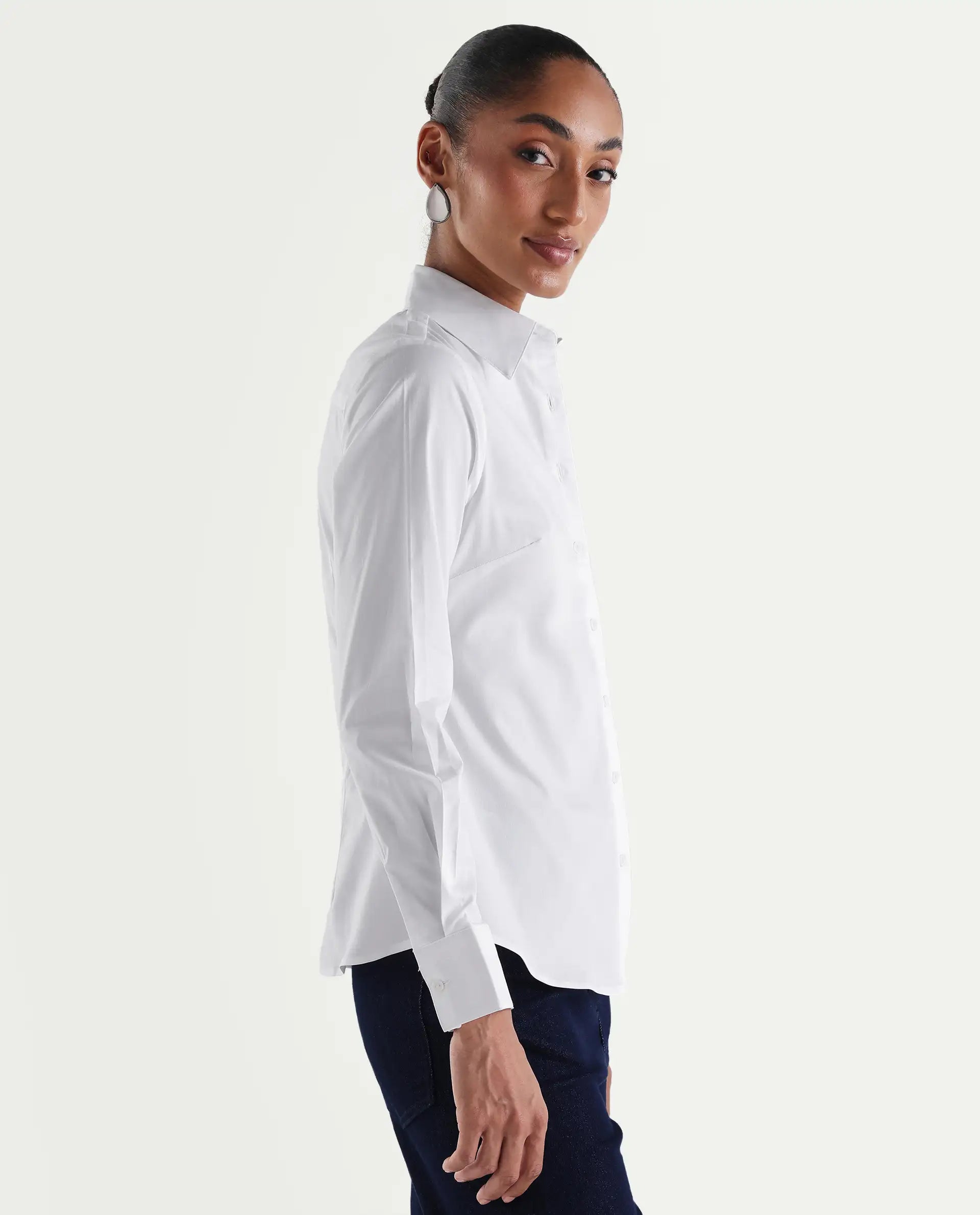 Rareism Women's Maven White Cotton Blend Spread Collar Fitted Plain Shirt
