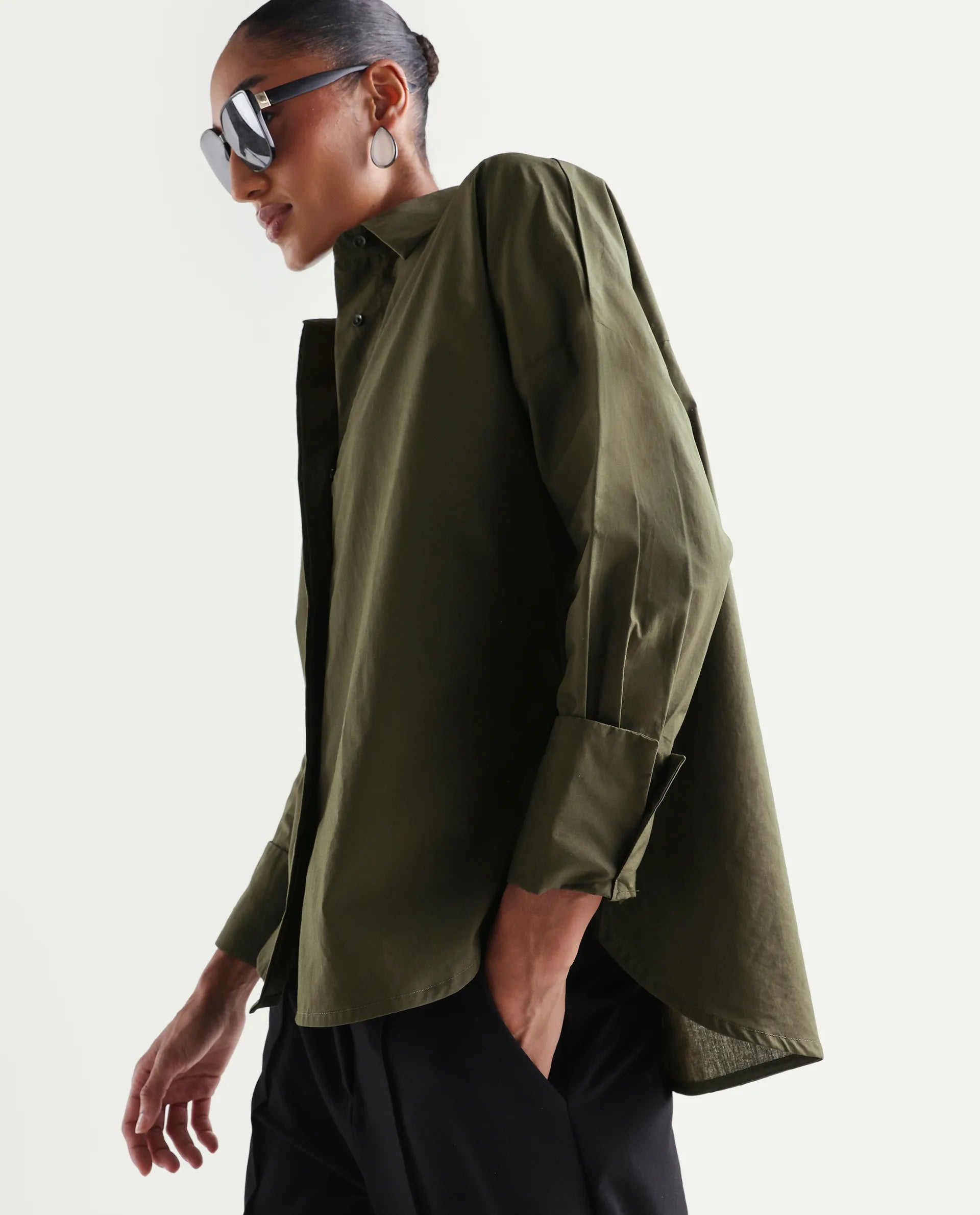 Rareism Women's Oni Olive Cotton Spread Collar Button Boxy Plain Shirt