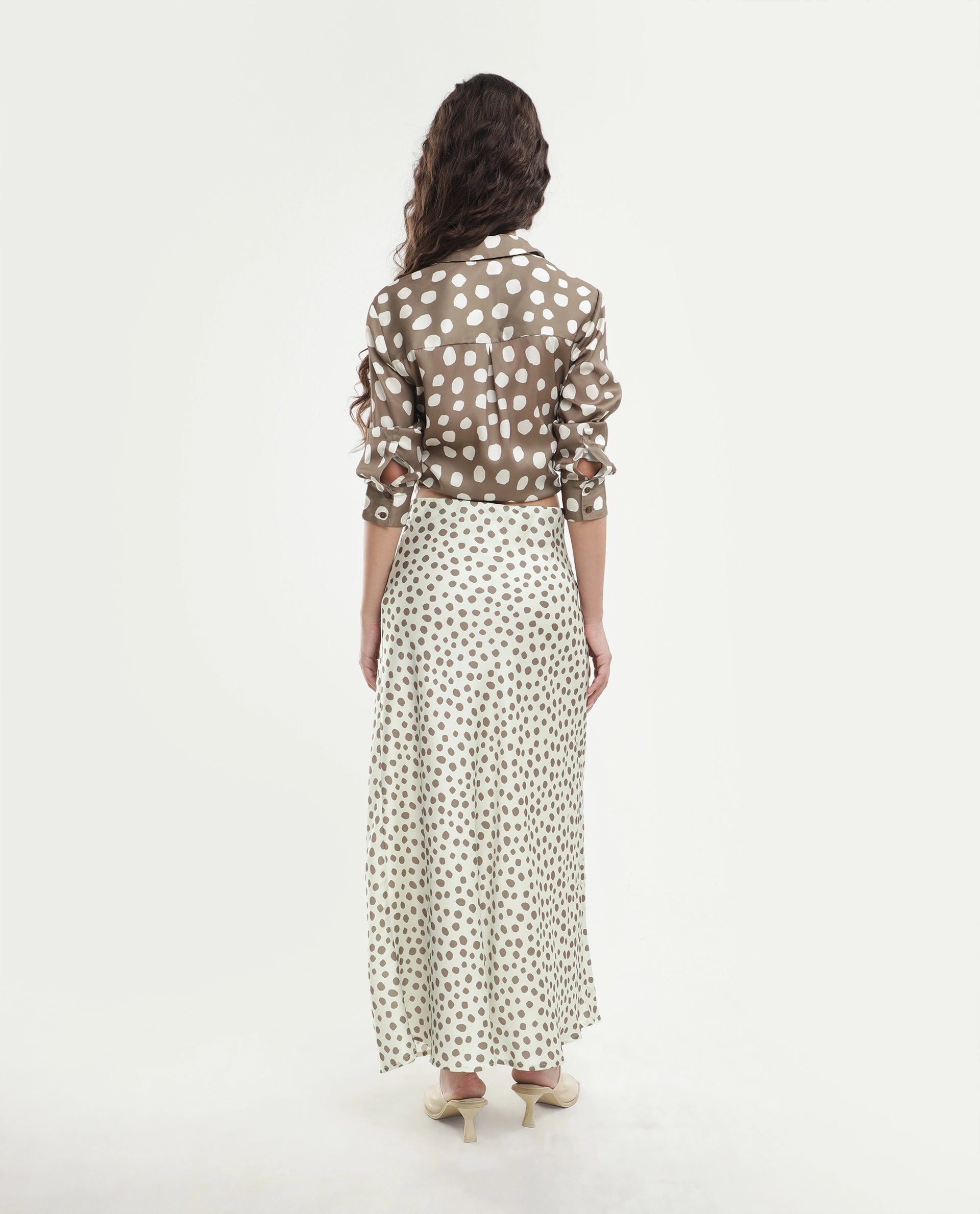 Rareism Women's Polron White Polyester Elastic Fit And Flare Polka Print Skirt