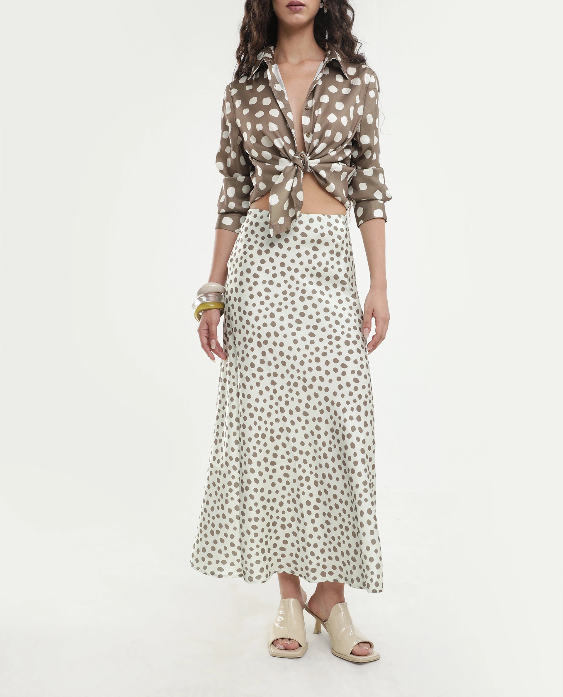 Rareism Women's Polron White Polyester Elastic Fit And Flare Polka Print Skirt