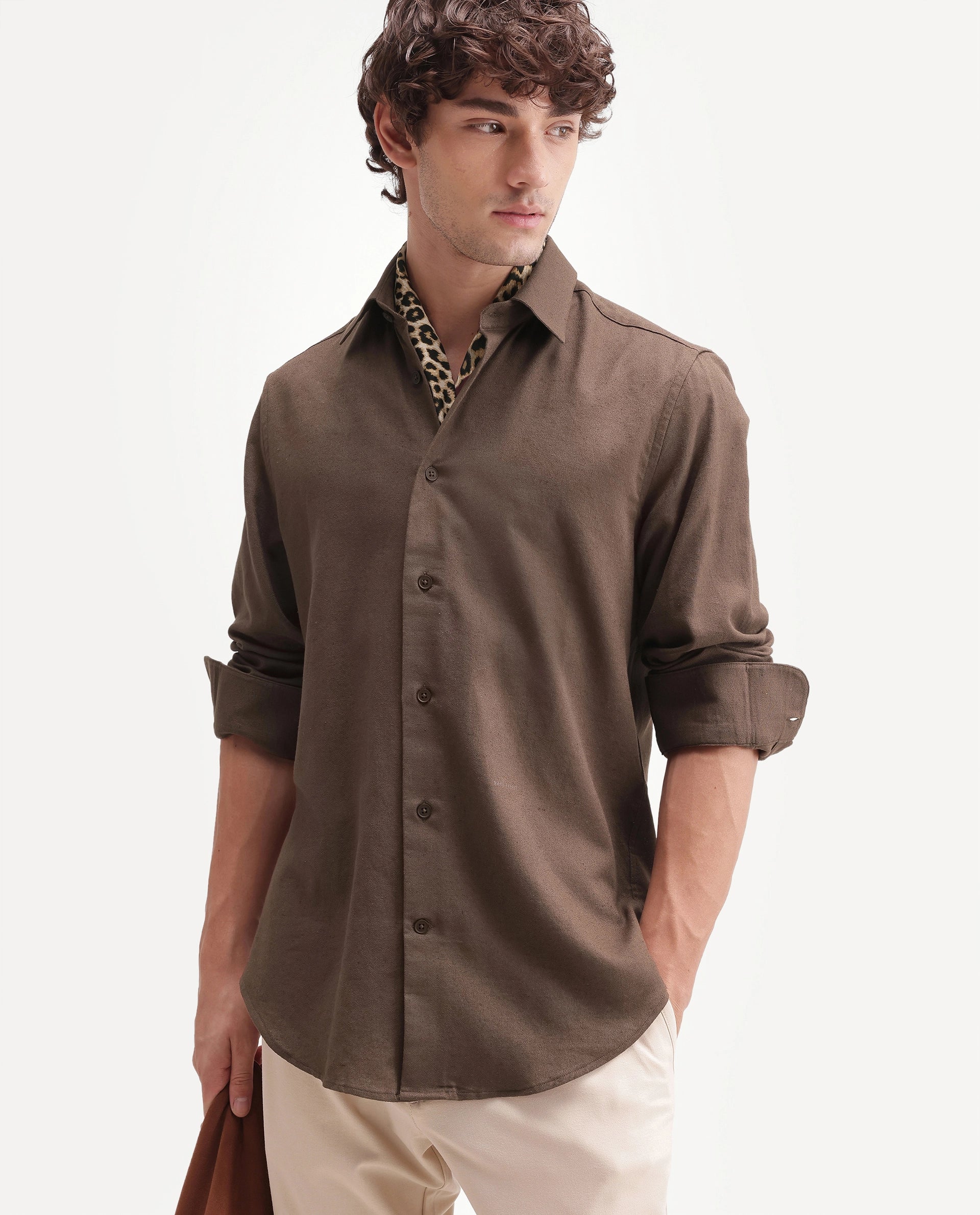 Rare Rabbit Men's Fexa Olive Cotton Blend Spread Collar Regular Plain Shirt