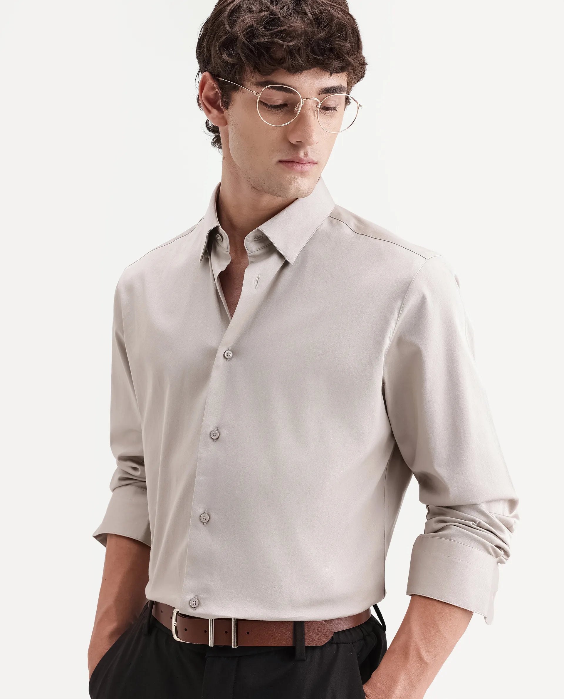Rare Rabbit Men's Como-Aw26 Light Beige Cotton Blend Spread Collar Regular Plain Shirt