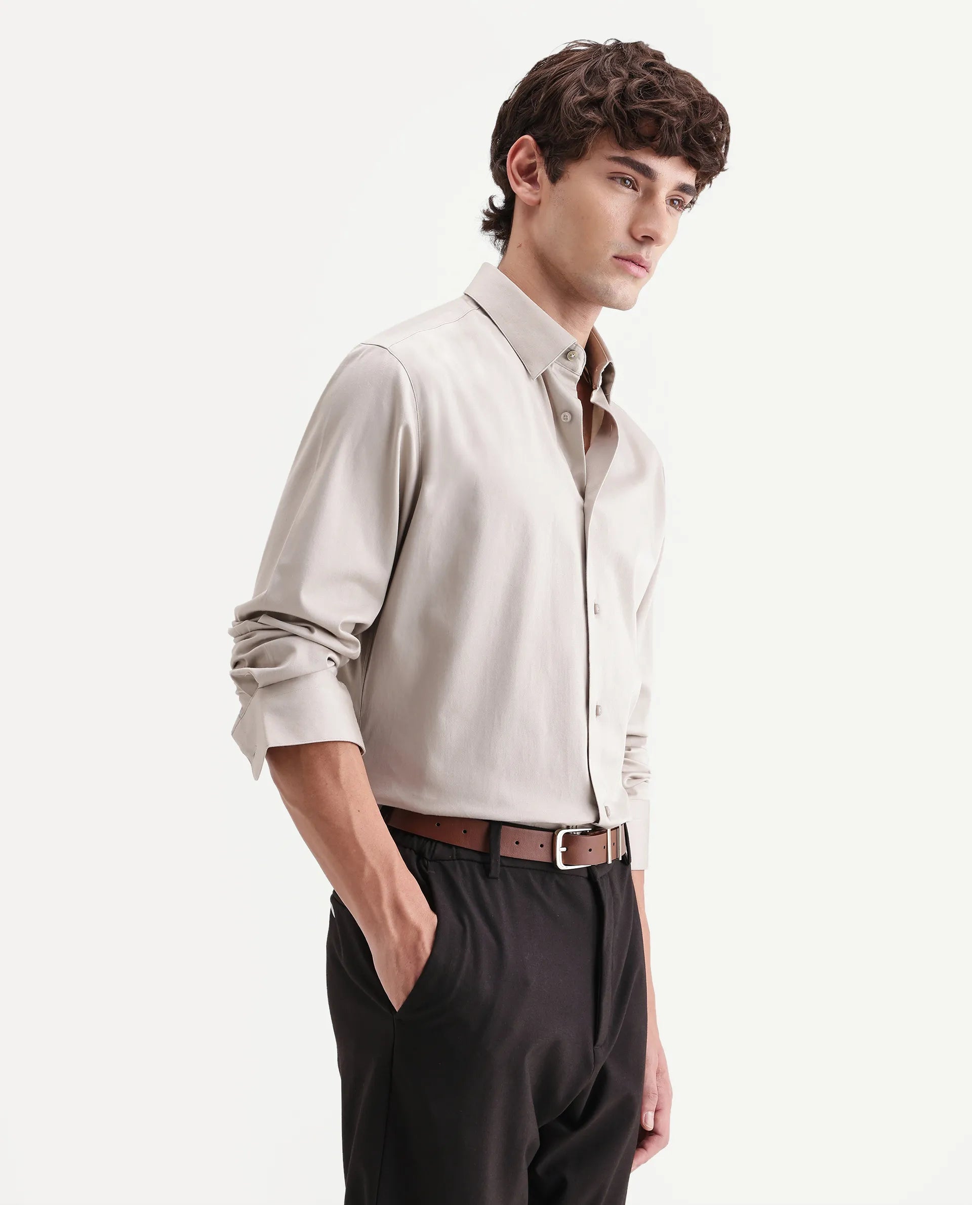 Rare Rabbit Men's Como-Aw26 Light Beige Cotton Blend Spread Collar Regular Plain Shirt