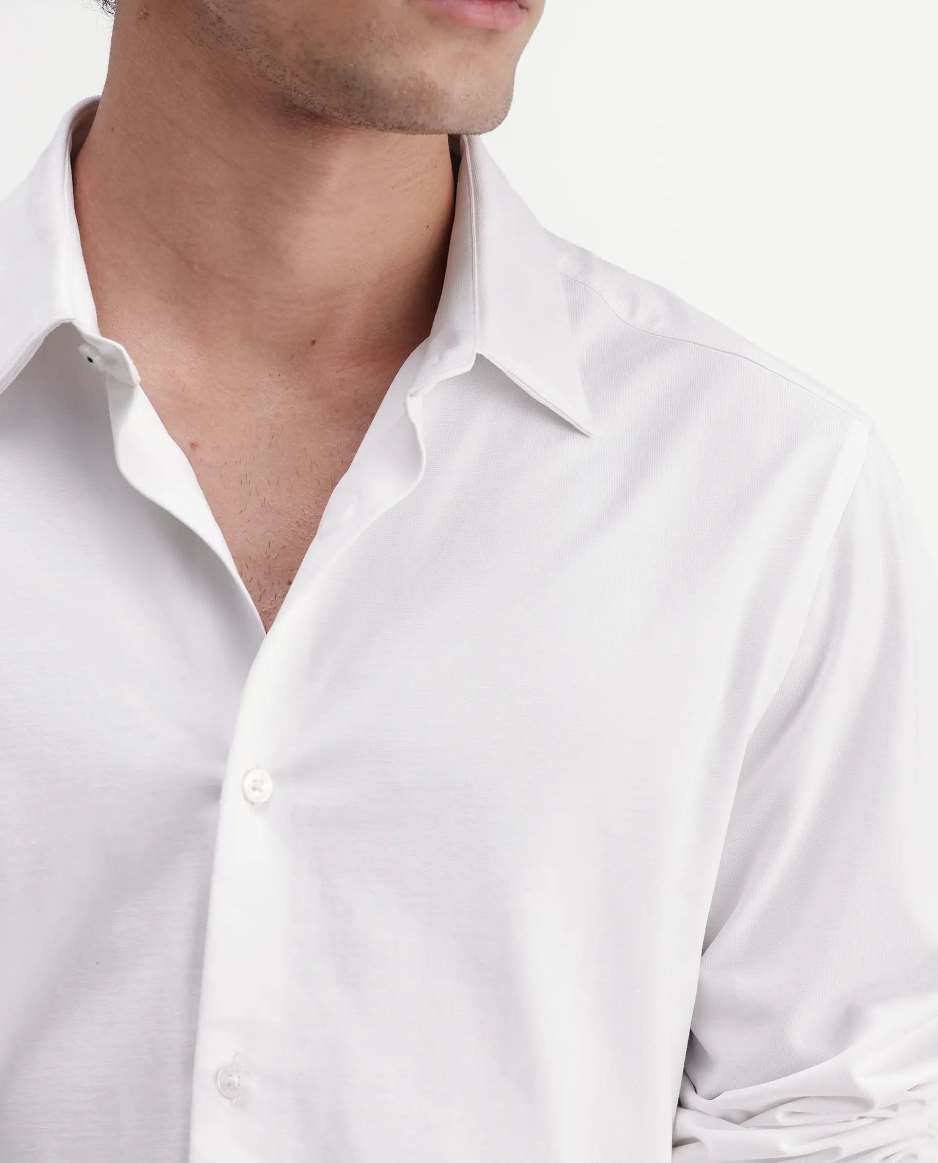 Rare Rabbit Men's Tour-Aw26 White Cotton Blend Spread Collar Regular Plain Shirt