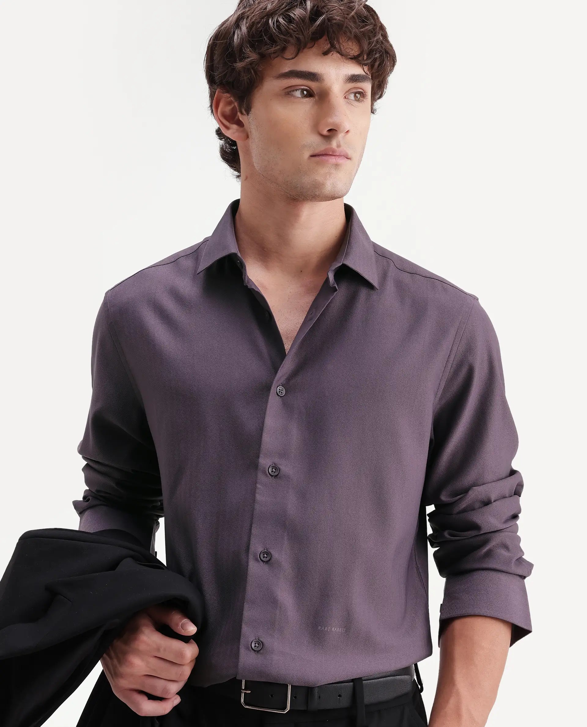 Rare Rabbit Men's Mer-Aw26 Dusky Purple Polyester Blend Spread Collar Regular Plain Shirt