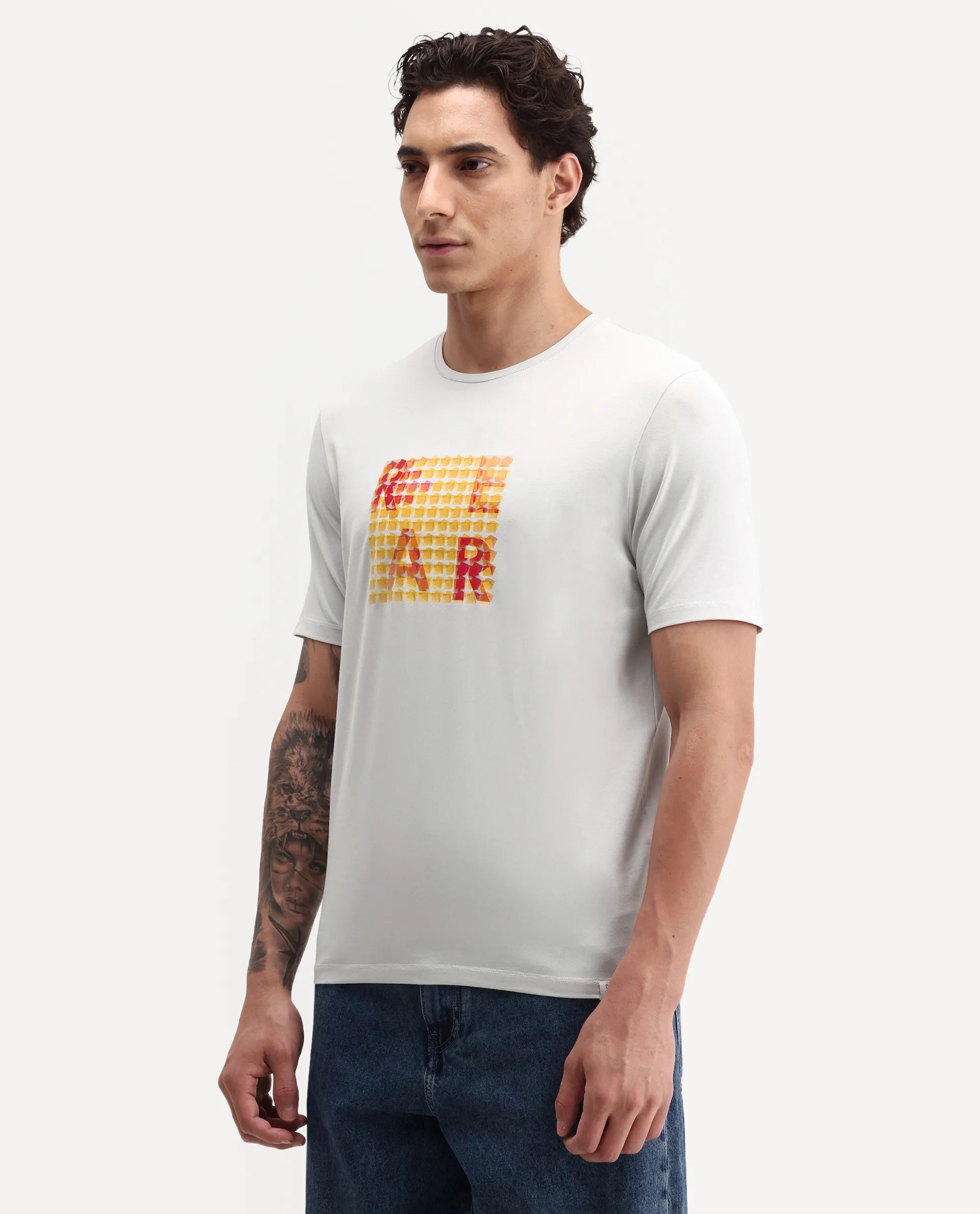 Rare Rabbit Men's Zivol Light Grey Cotton Blend Crew Neck Regular Graphic Print T-Shirt