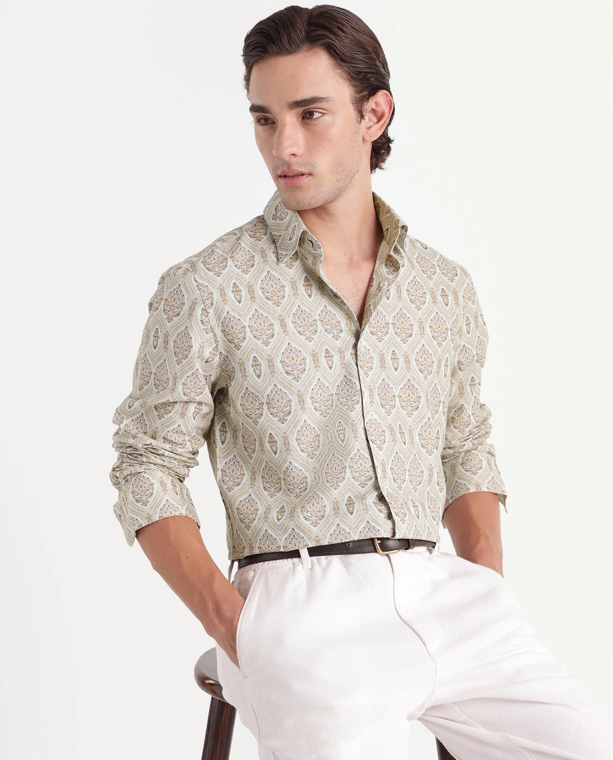 Rare Rabbit Men's Swank Primary Off White Linen Blend Spread Collar Regular Decorative Print Shirt