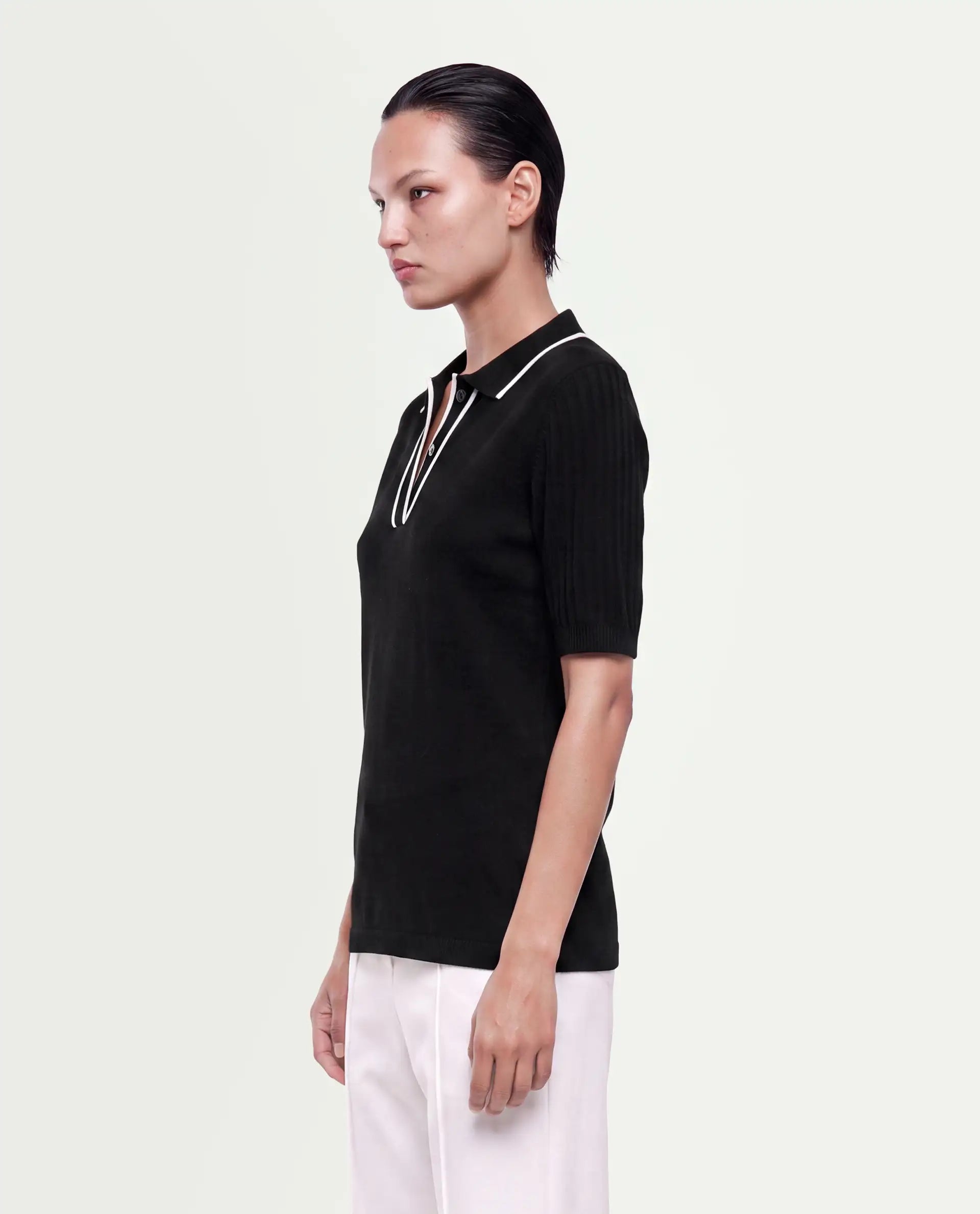 Rareism Women's Knitupaw26 Black Viscose Blend Spread Collar Regular Fit Plain Top