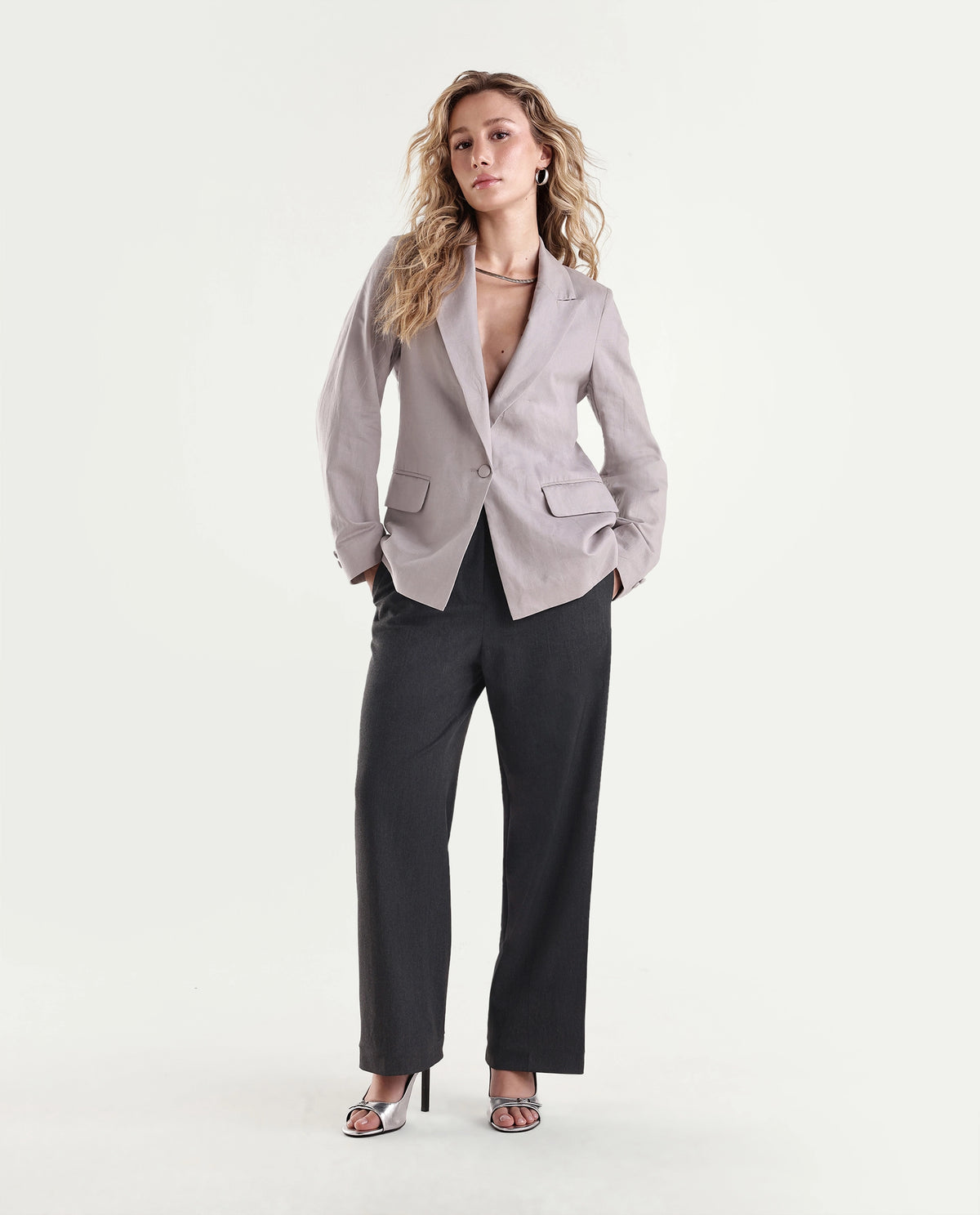 Rareism Women's Srait-Aw26 Grey Polyester Blend Straight Plain Trouser